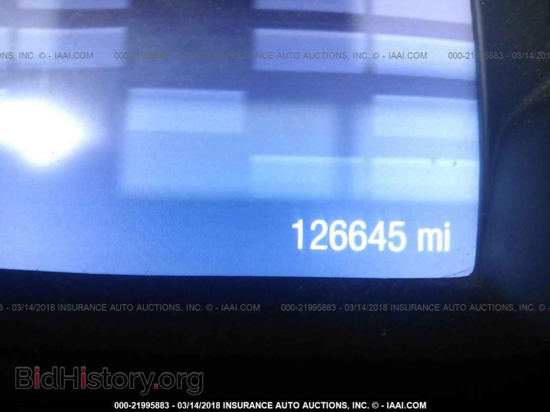 2012 Ford Focus - VIN: 1FAHP3F23CL381876 - Photo 7
