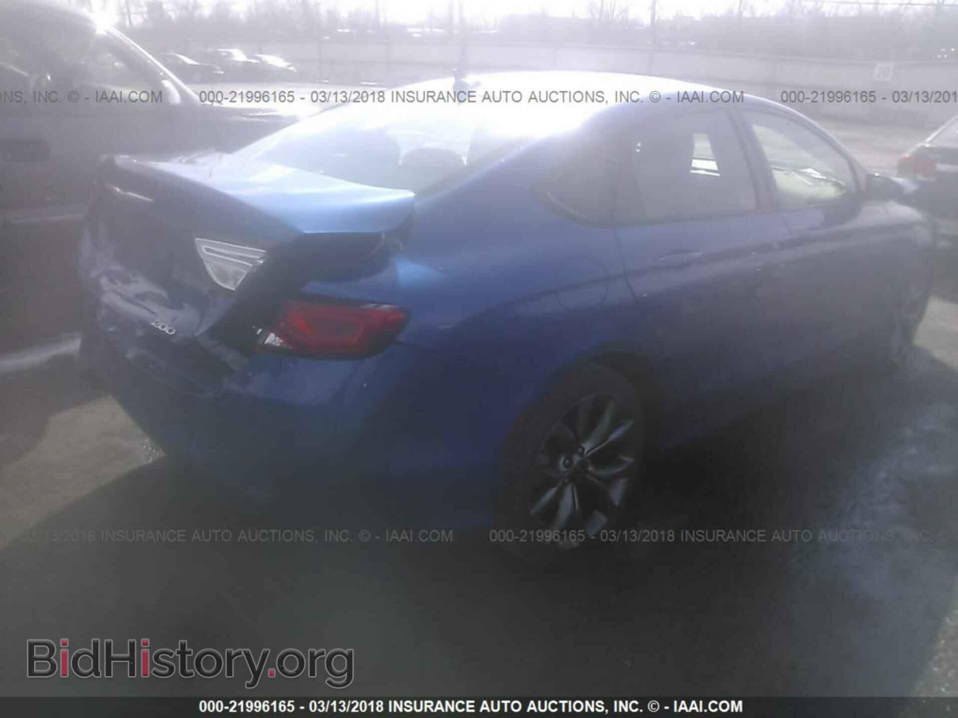 2015 Chrysler 200 - VIN: 1C3CCCBG0FN526306 - Photo 4