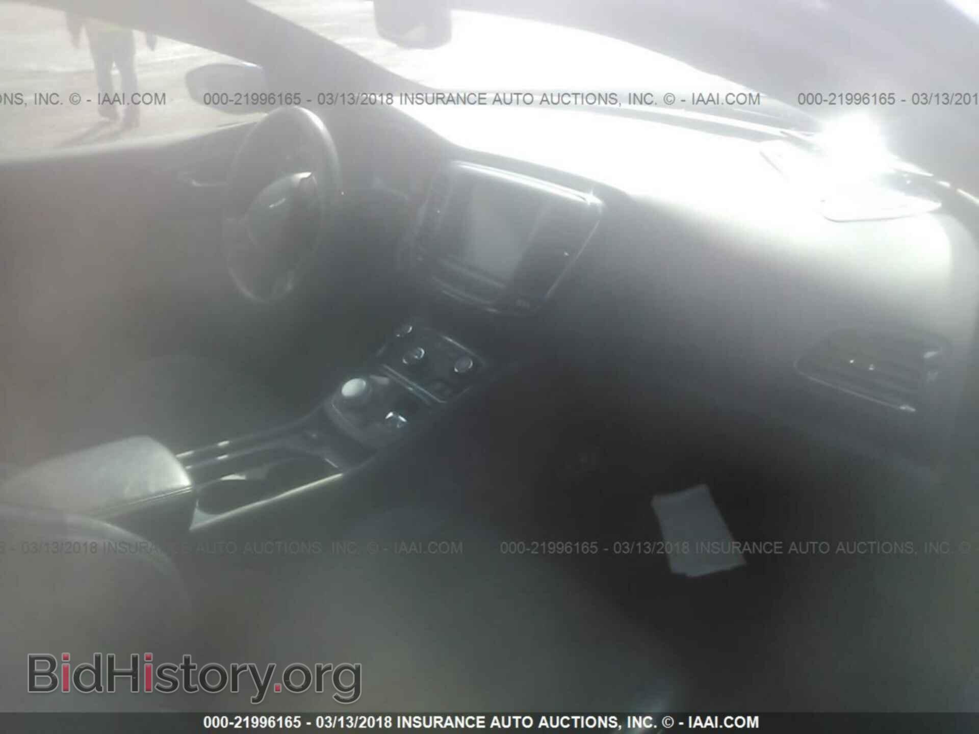 2015 Chrysler 200 - VIN: 1C3CCCBG0FN526306 - Photo 5