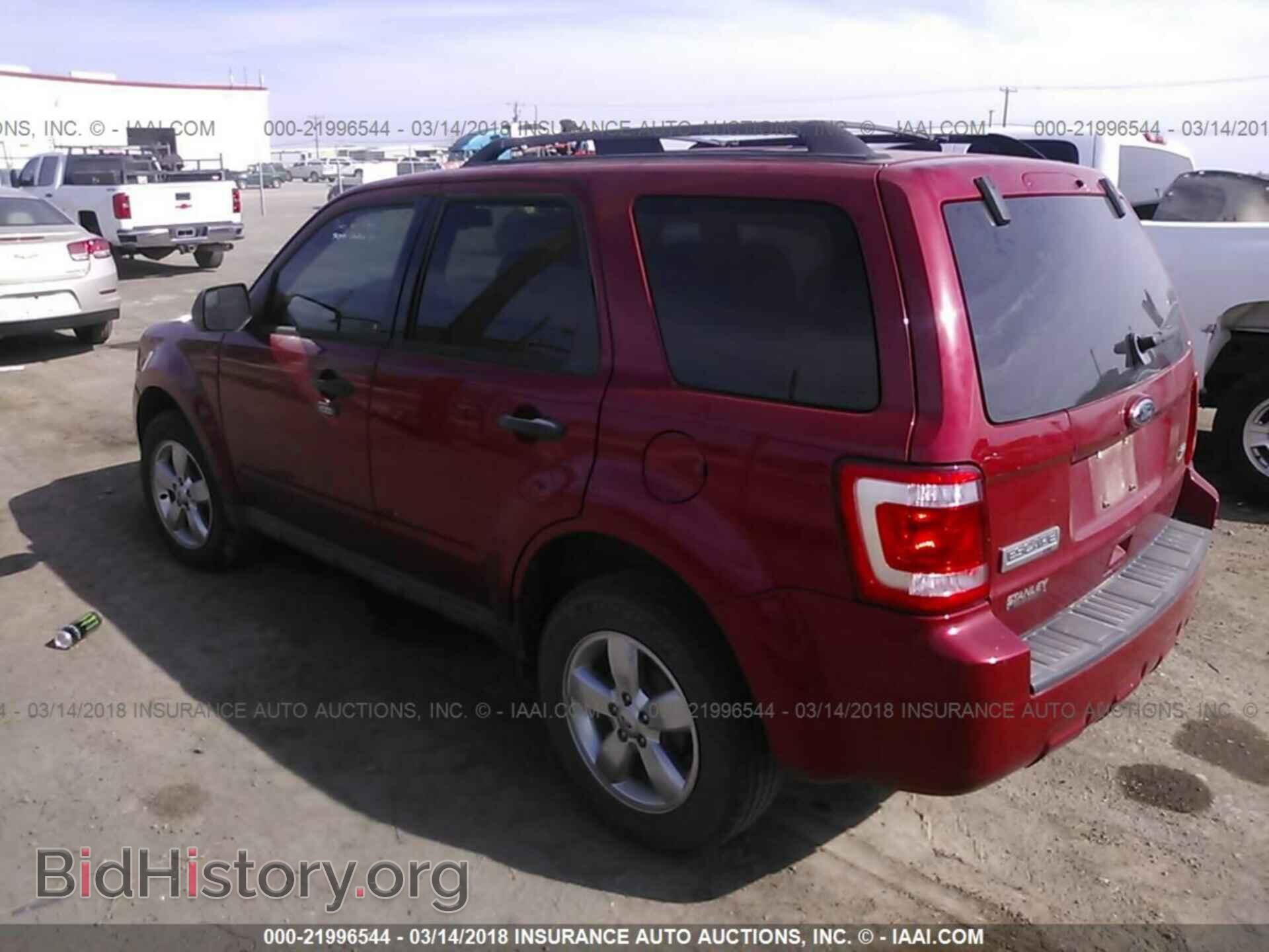 2011 Ford Escape - VIN: 1FMCU0DG1BKA61840 - Photo 3