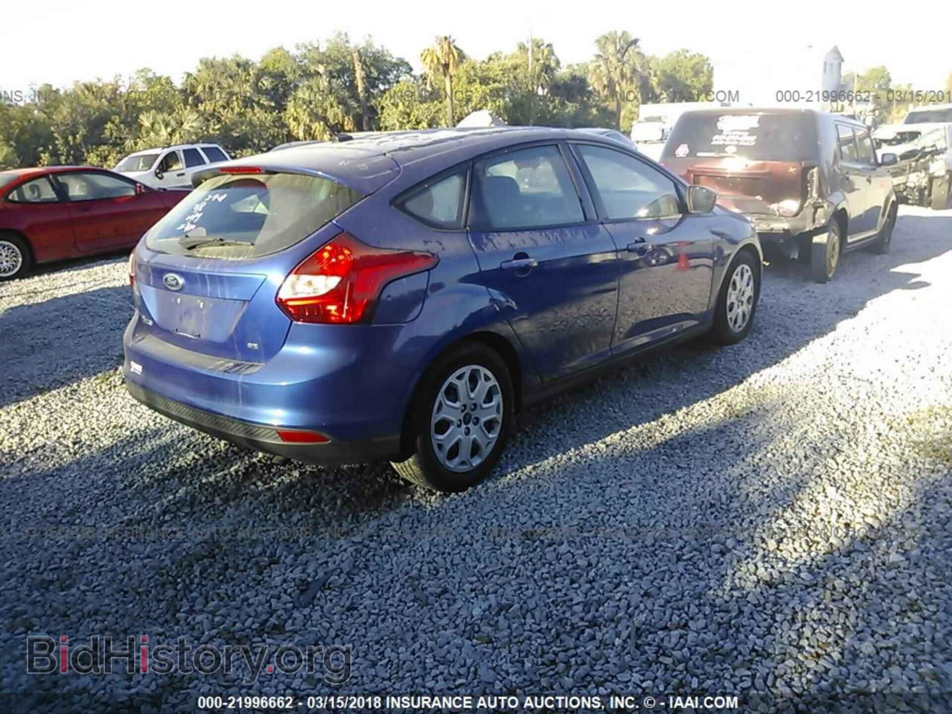 2012 Ford Focus - VIN: 1FAHP3K28CL471997 - Photo 4