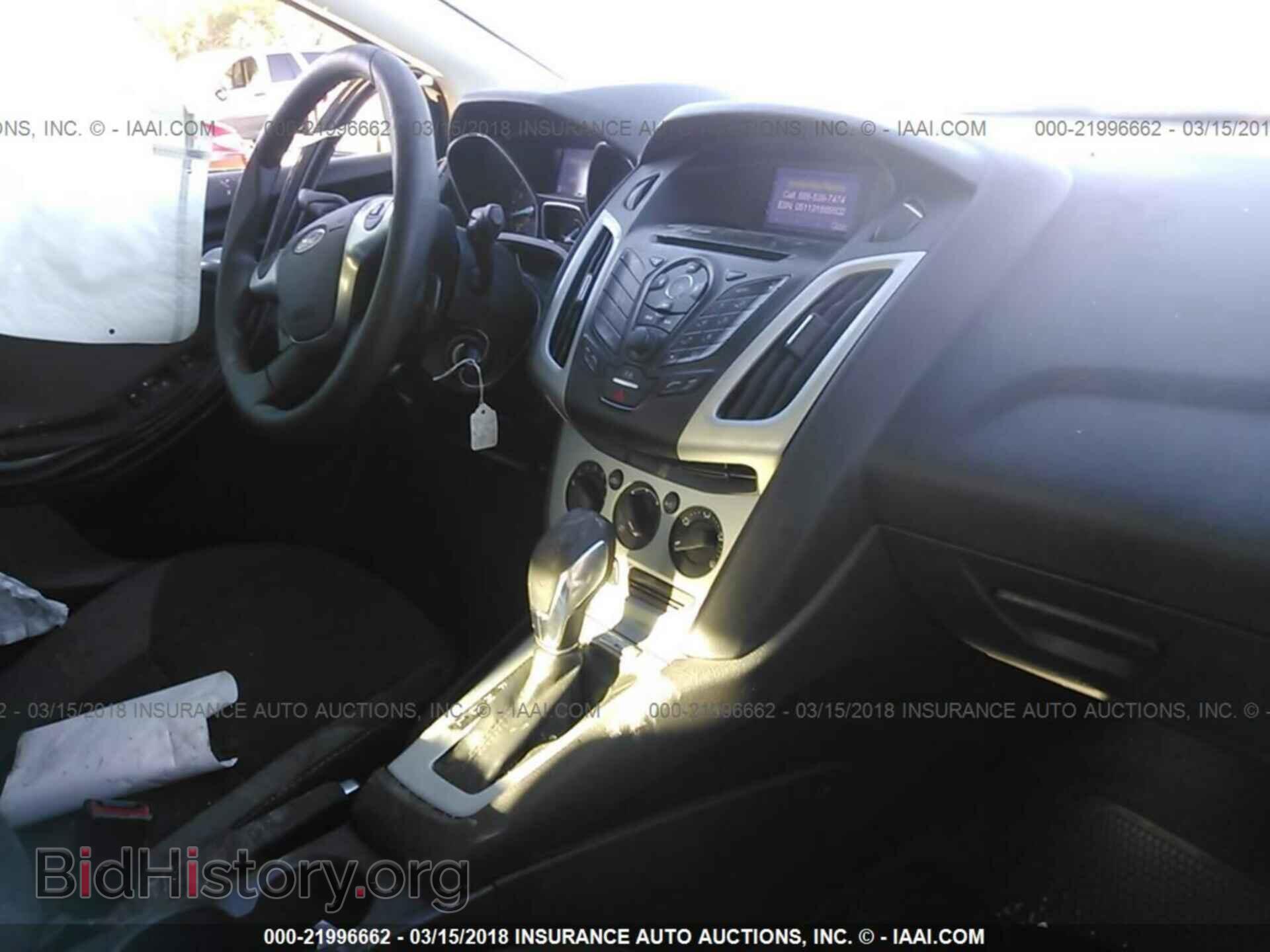 2012 Ford Focus - VIN: 1FAHP3K28CL471997 - Photo 5