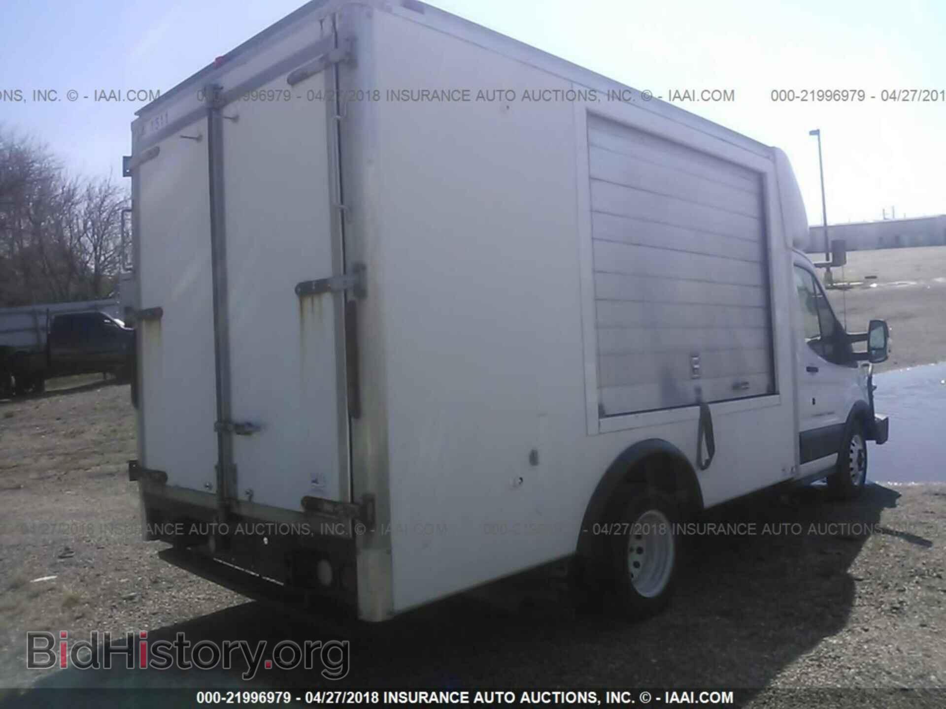 2015 Ford Transit - VIN: 1FDSF6PV5FKB09106 - Фото 4