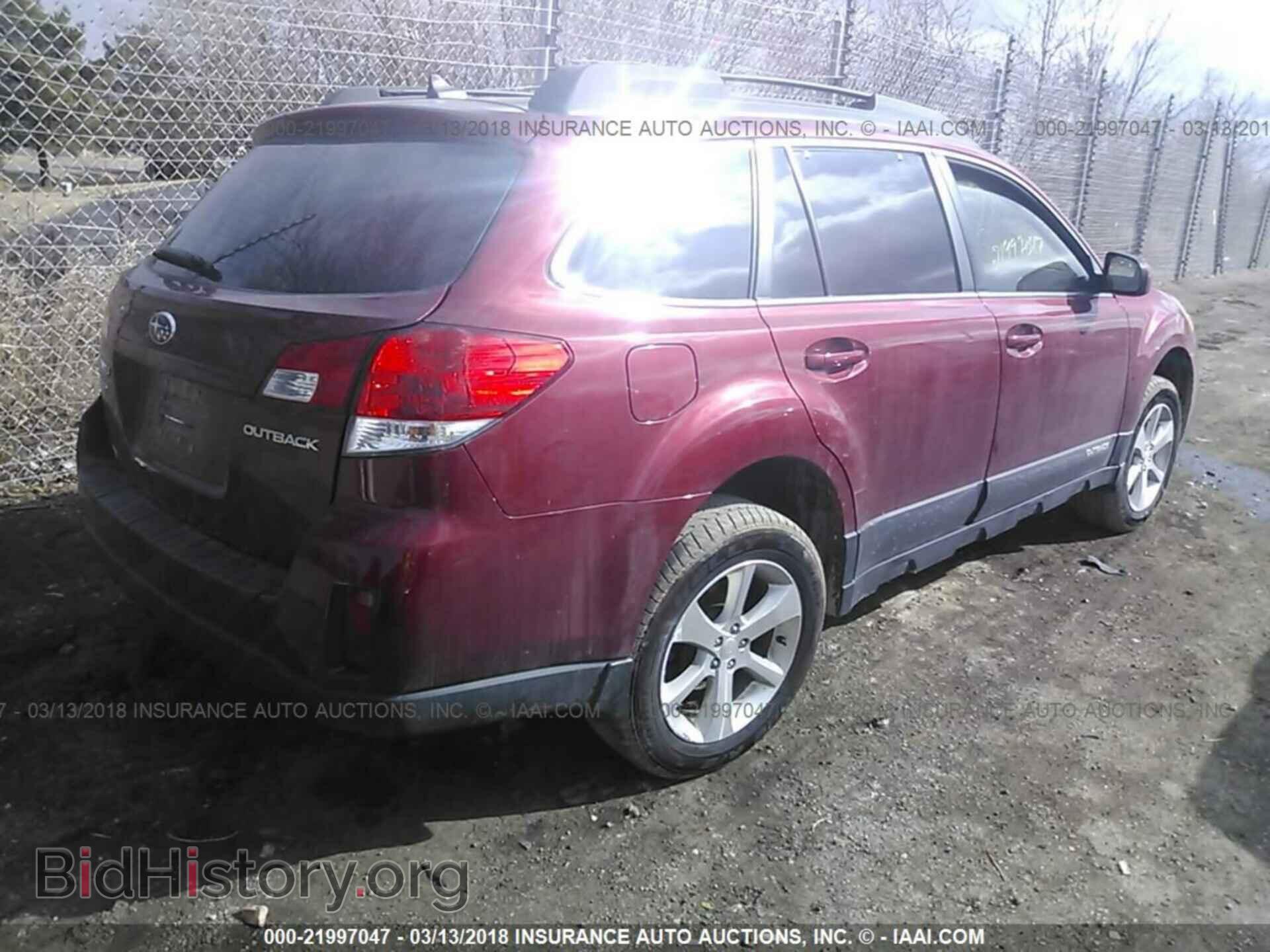 2014 Subaru Outback - VIN: 4S4BRCKC4E3286878 - Фото 4