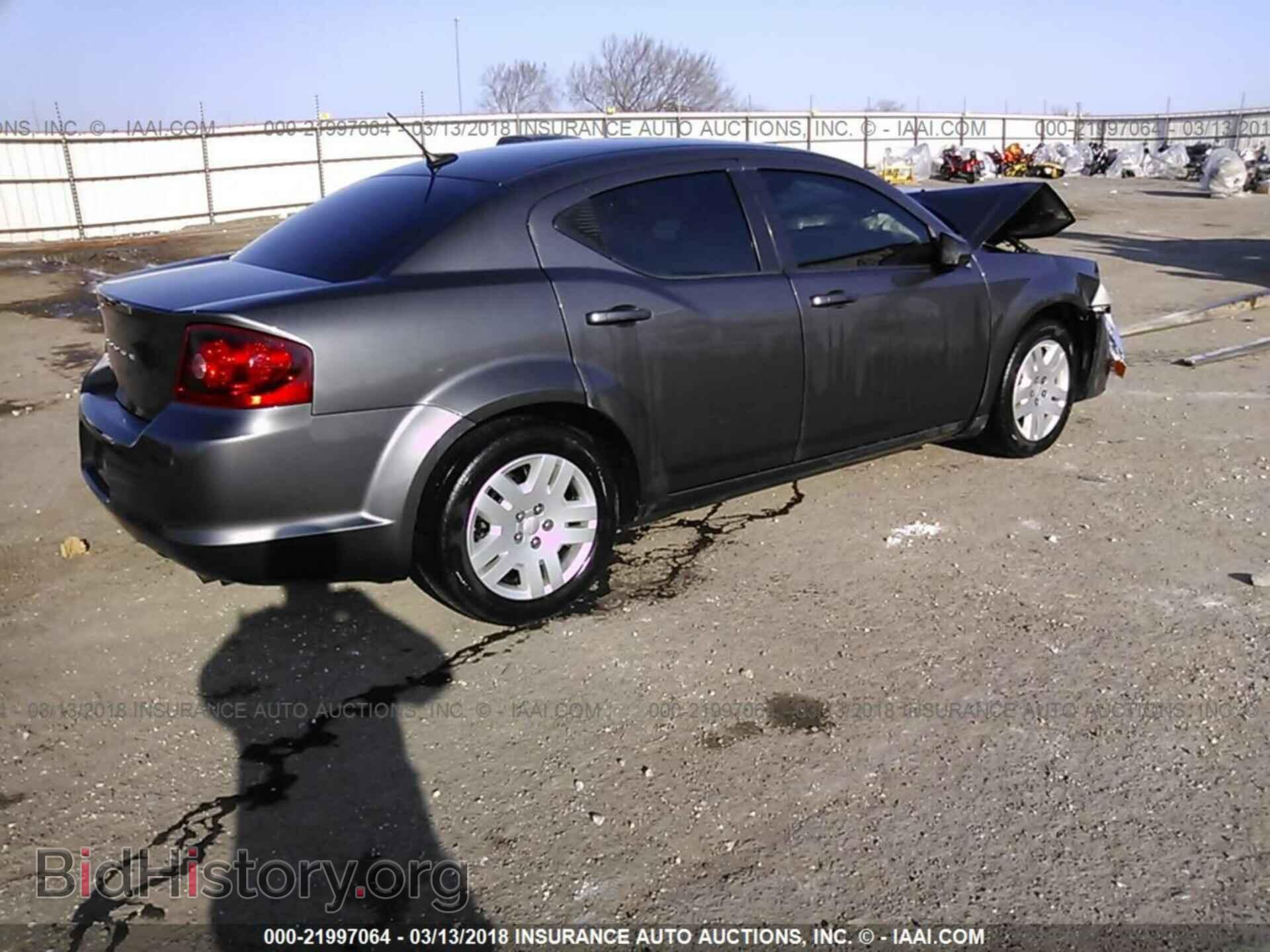 2014 Dodge Avenger - VIN: 1C3CDZAG4EN189123 - Photo 4