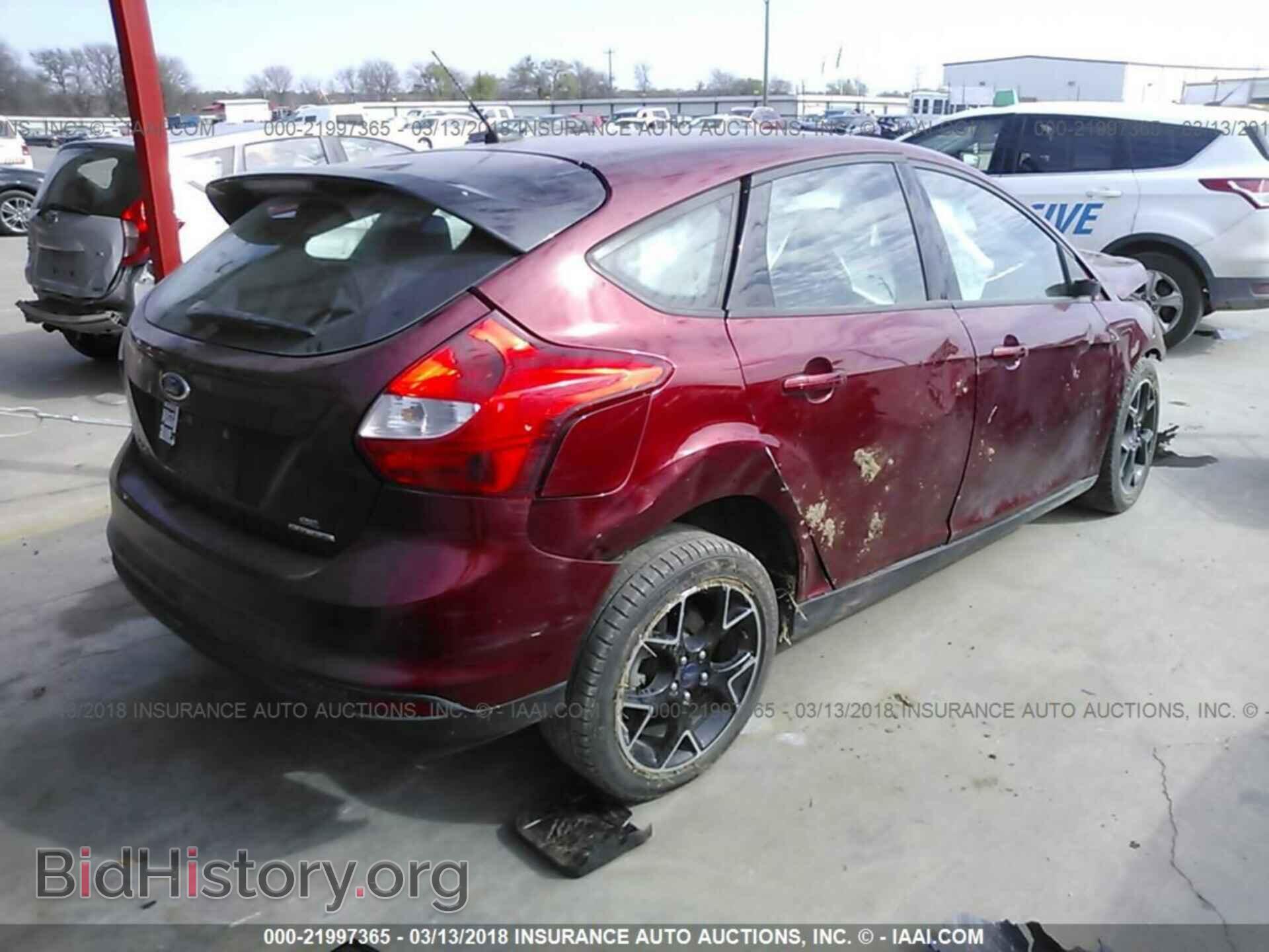 2013 Ford Focus - VIN: 1FADP3K22DL295819 - Photo 4