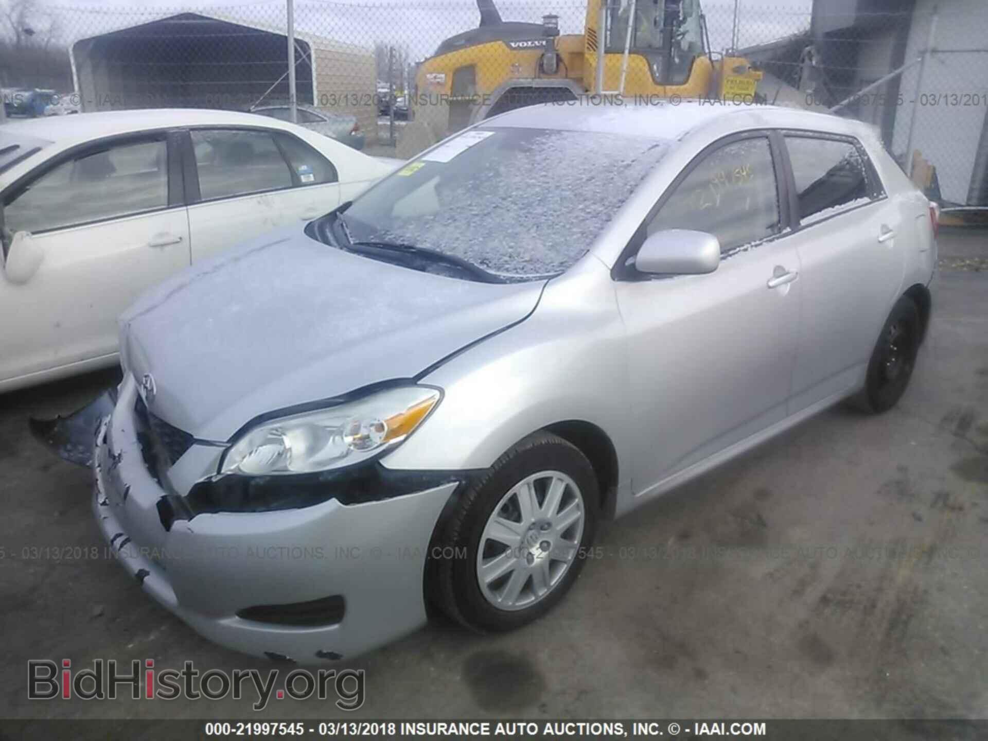 2011 Toyota Corolla - VIN: 2T1KU4EE8BC590367 - Photo 2