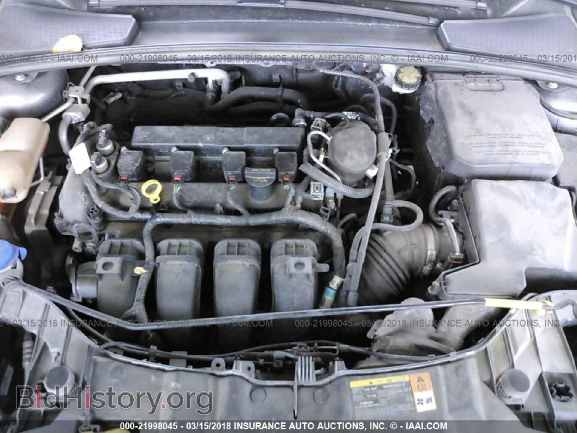 2014 Ford Focus - VIN: 1FADP3F21EL218287 - Photo 10