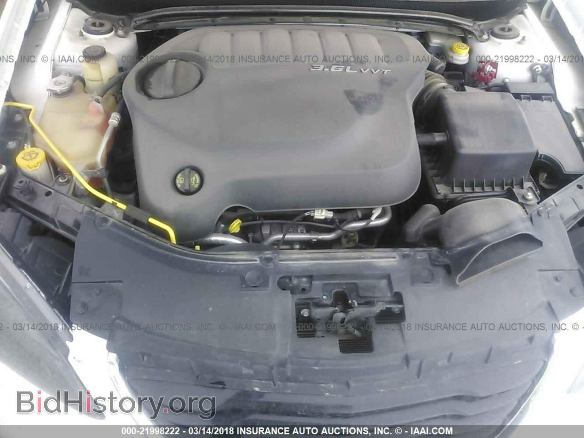 2013 Chrysler 200 - VIN: 1C3CCBCG9DN515746 - Photo 10