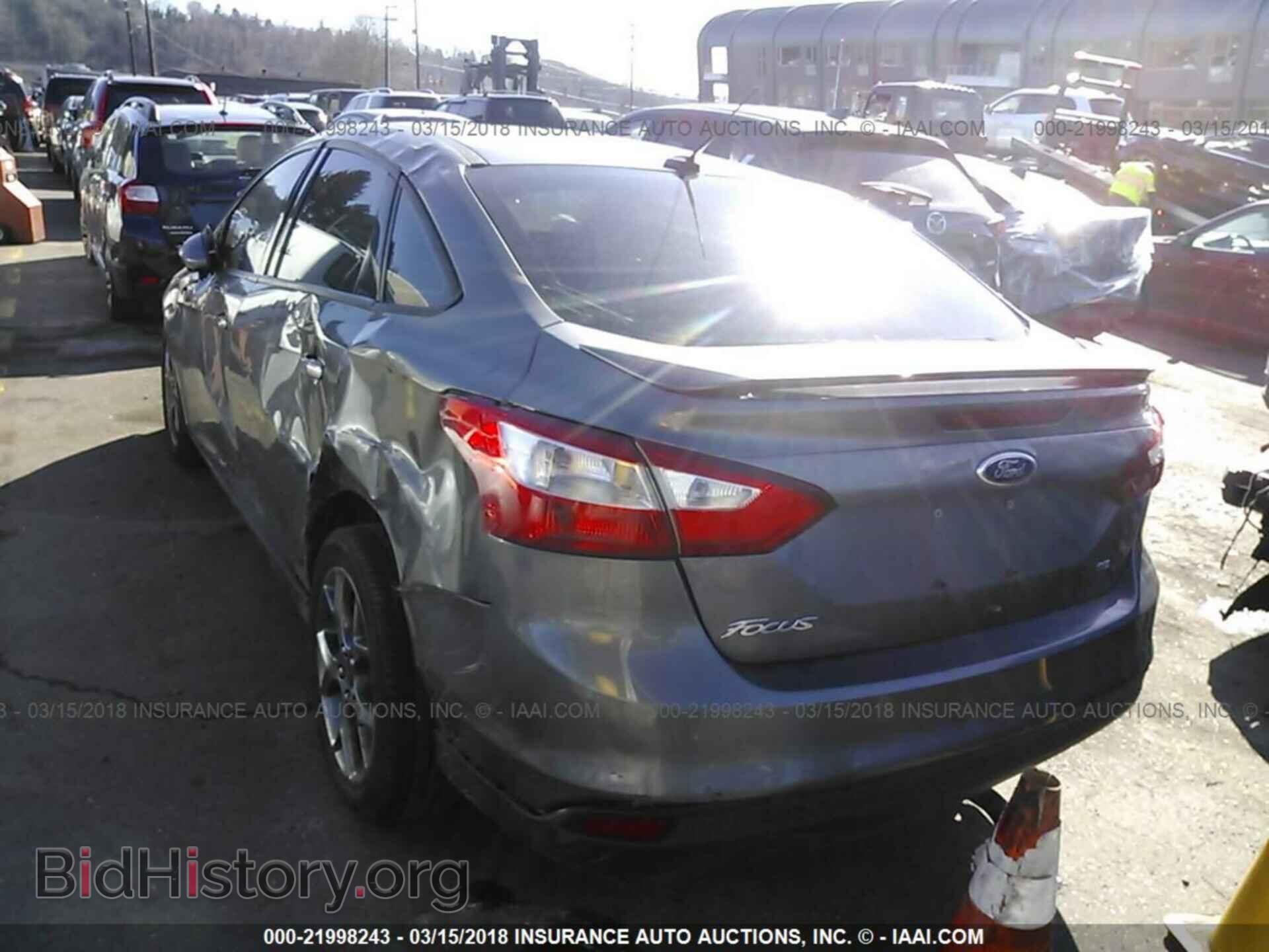 2013 Ford Focus - VIN: 1FADP3F21DL320283 - Photo 3