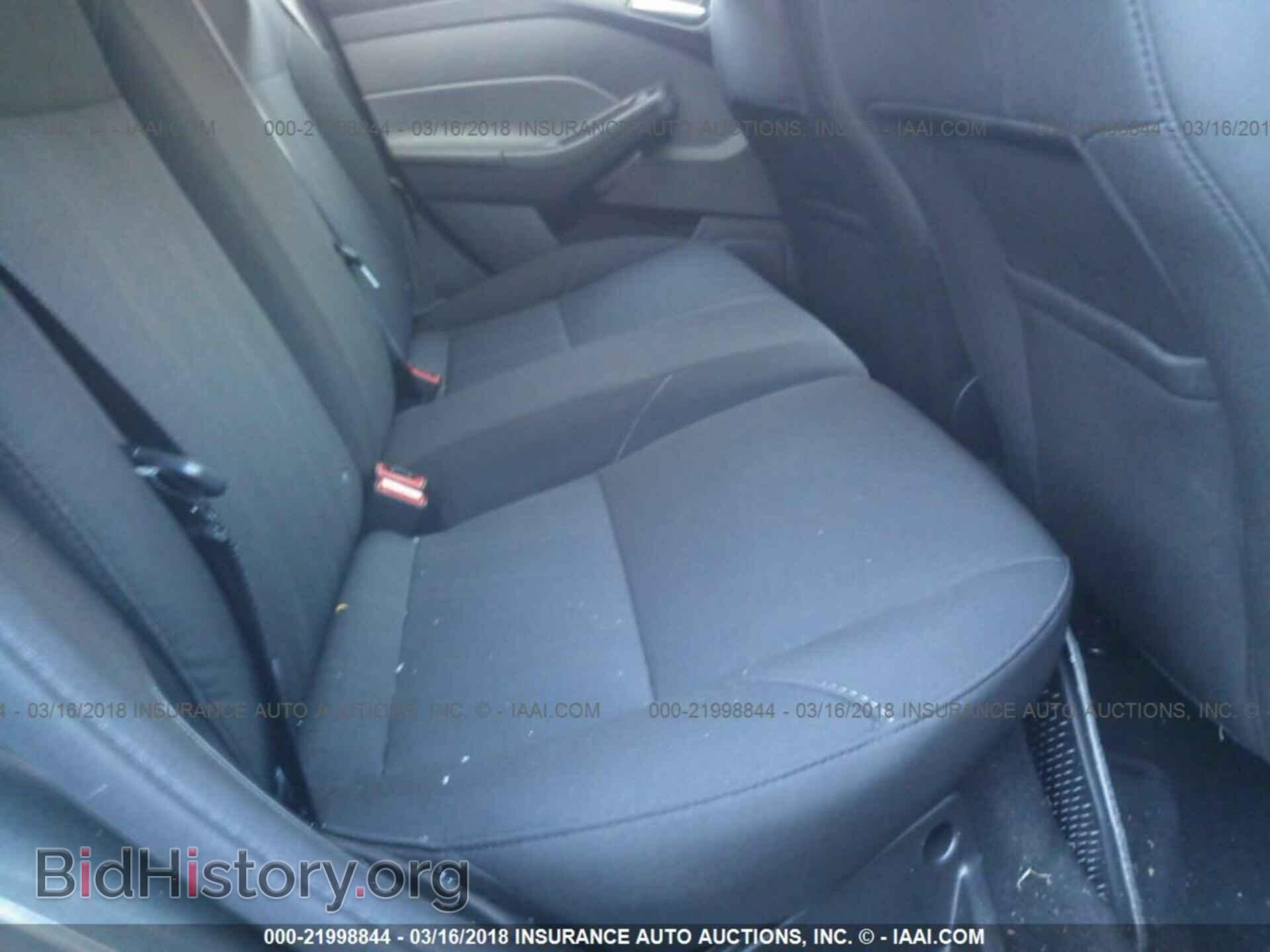 2017 Ford Focus - VIN: 1FADP3K28HL339067 - Photo 8
