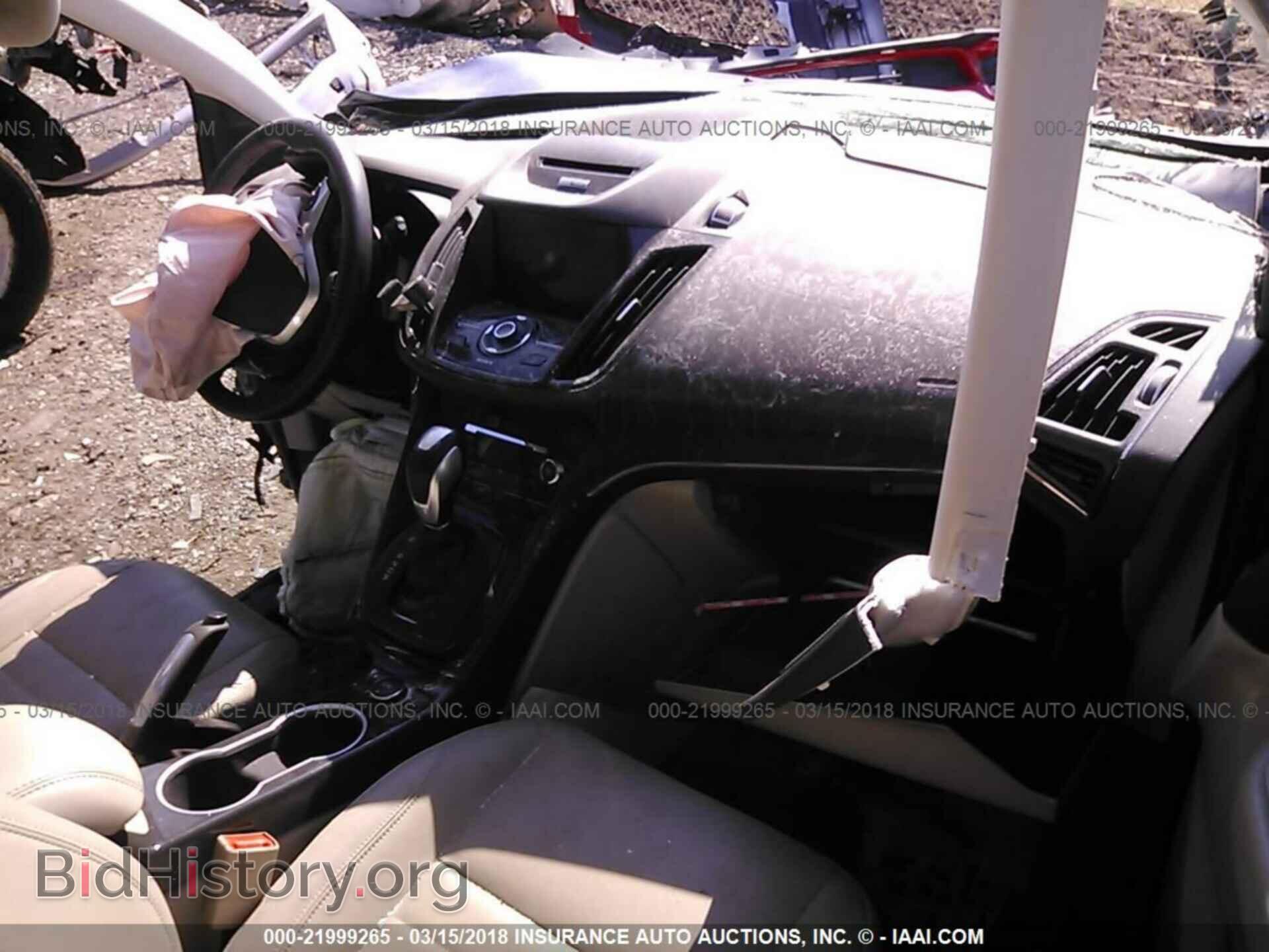 2014 Ford Escape - VIN: 1FMCU9J9XEUC41577 - Photo 5