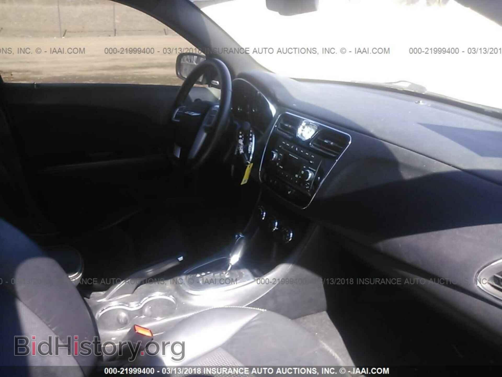 2013 Chrysler 200 - VIN: 1C3CCBCG2DN525809 - Фото 5