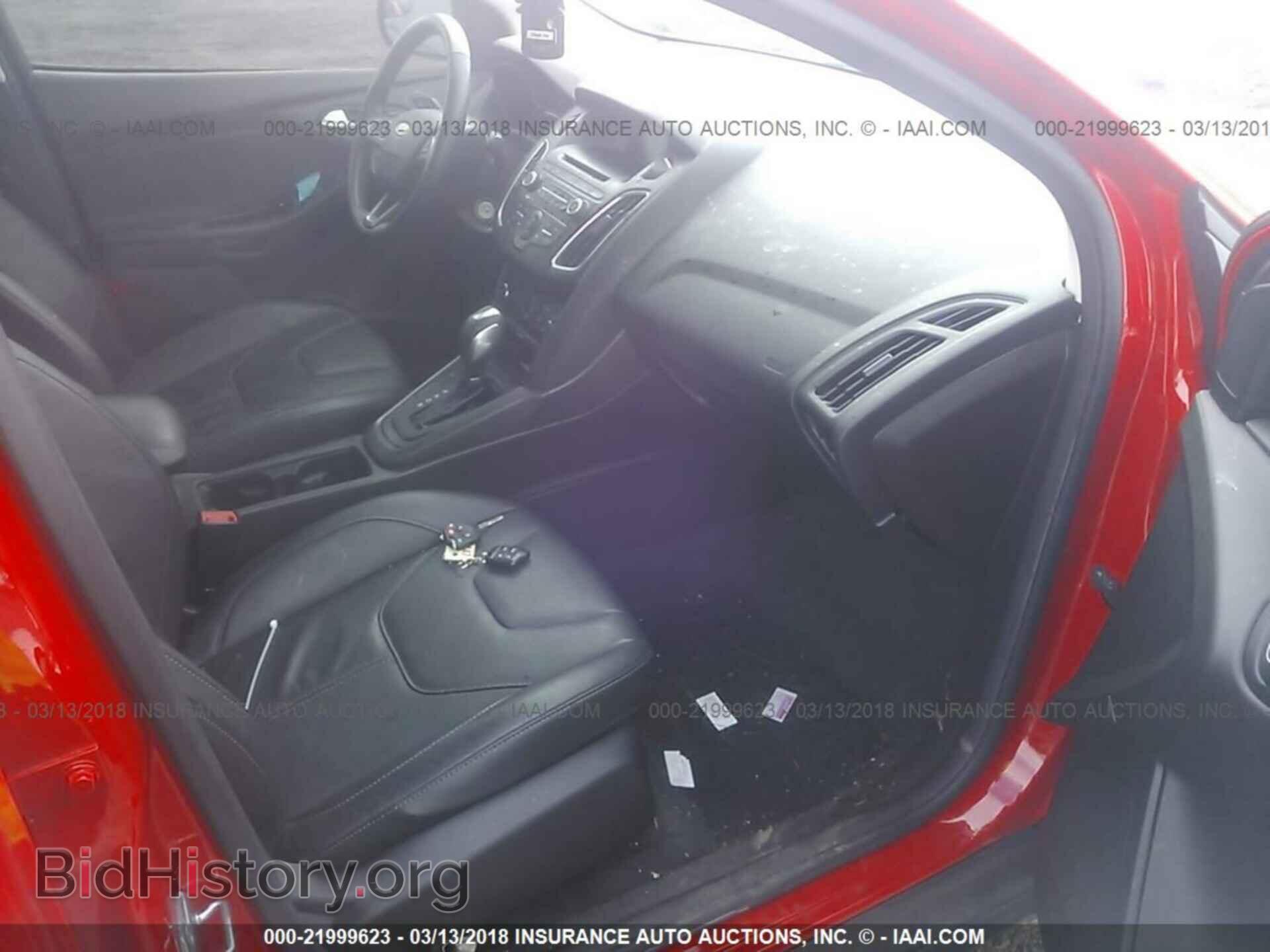 2016 Ford Focus - VIN: 1FADP3F28GL288307 - Фото 5