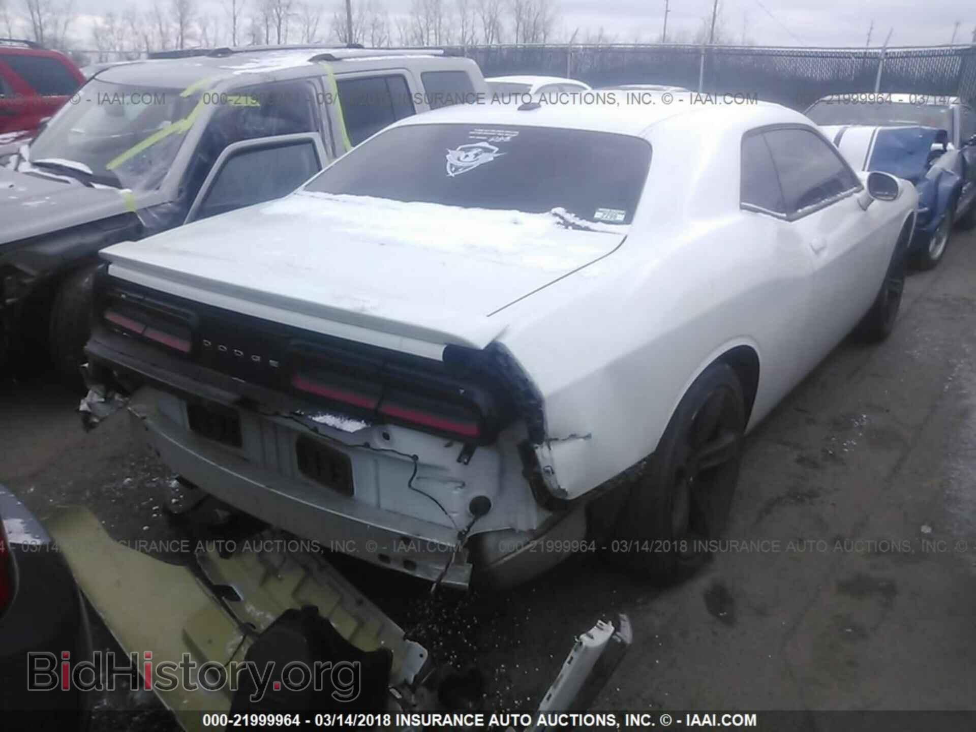 2015 Dodge Challenger - VIN: 2C3CDZAGXFH724482 - Фото 4