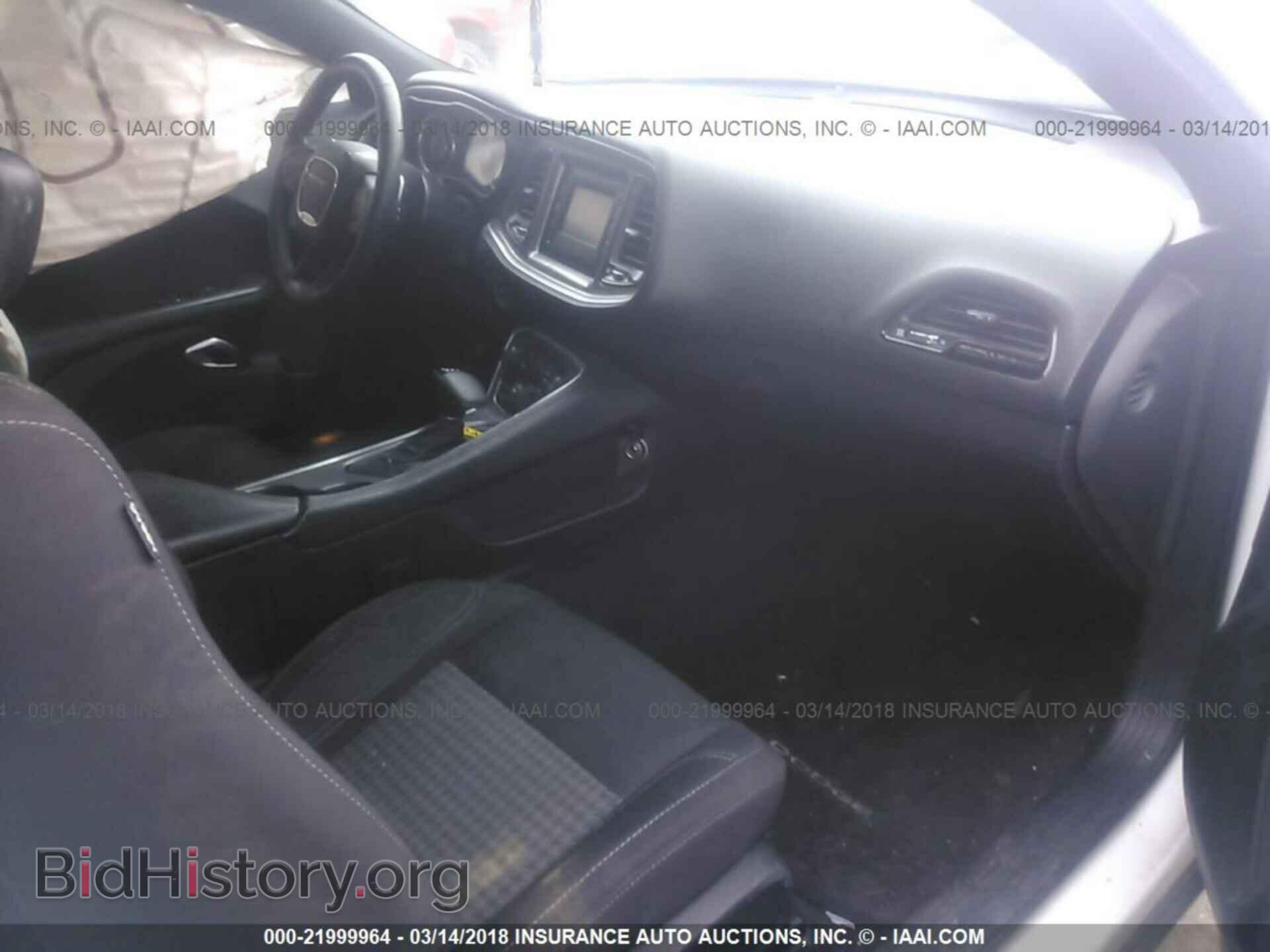 2015 Dodge Challenger - VIN: 2C3CDZAGXFH724482 - Фото 5