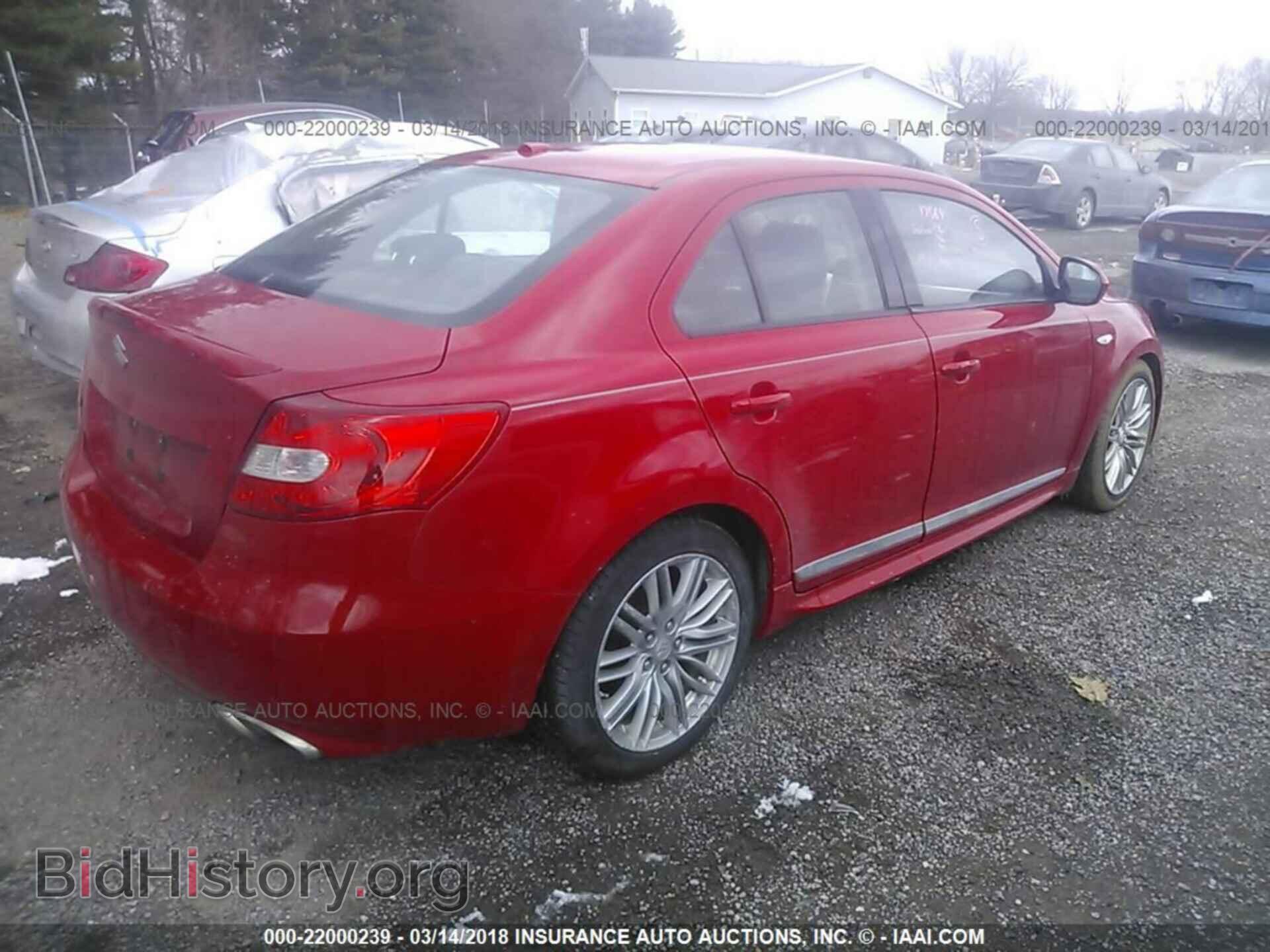 2012 Suzuki Kizashi - VIN: JS2RF9A84C6100317 - Фото 4