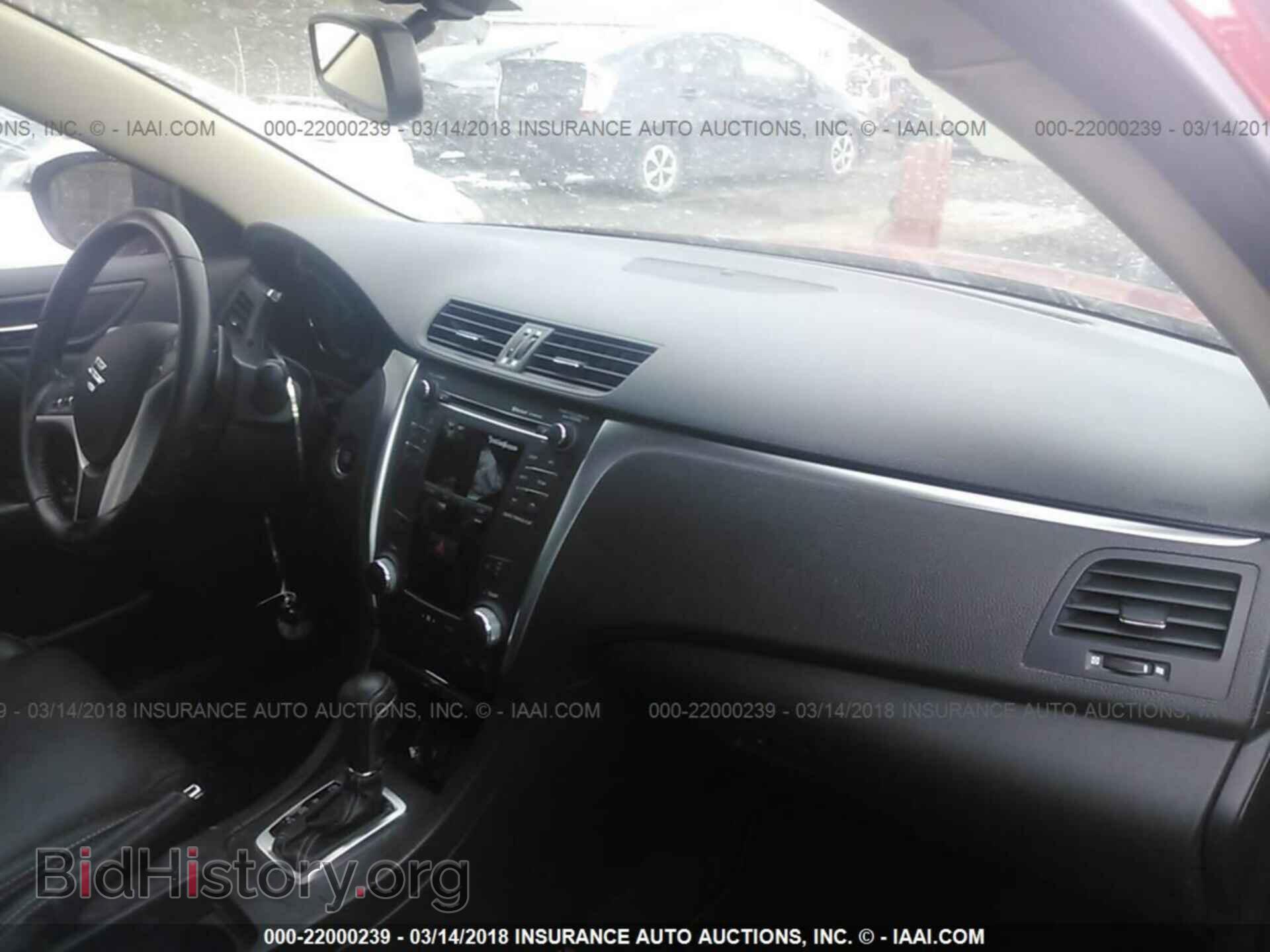 2012 Suzuki Kizashi - VIN: JS2RF9A84C6100317 - Фото 5