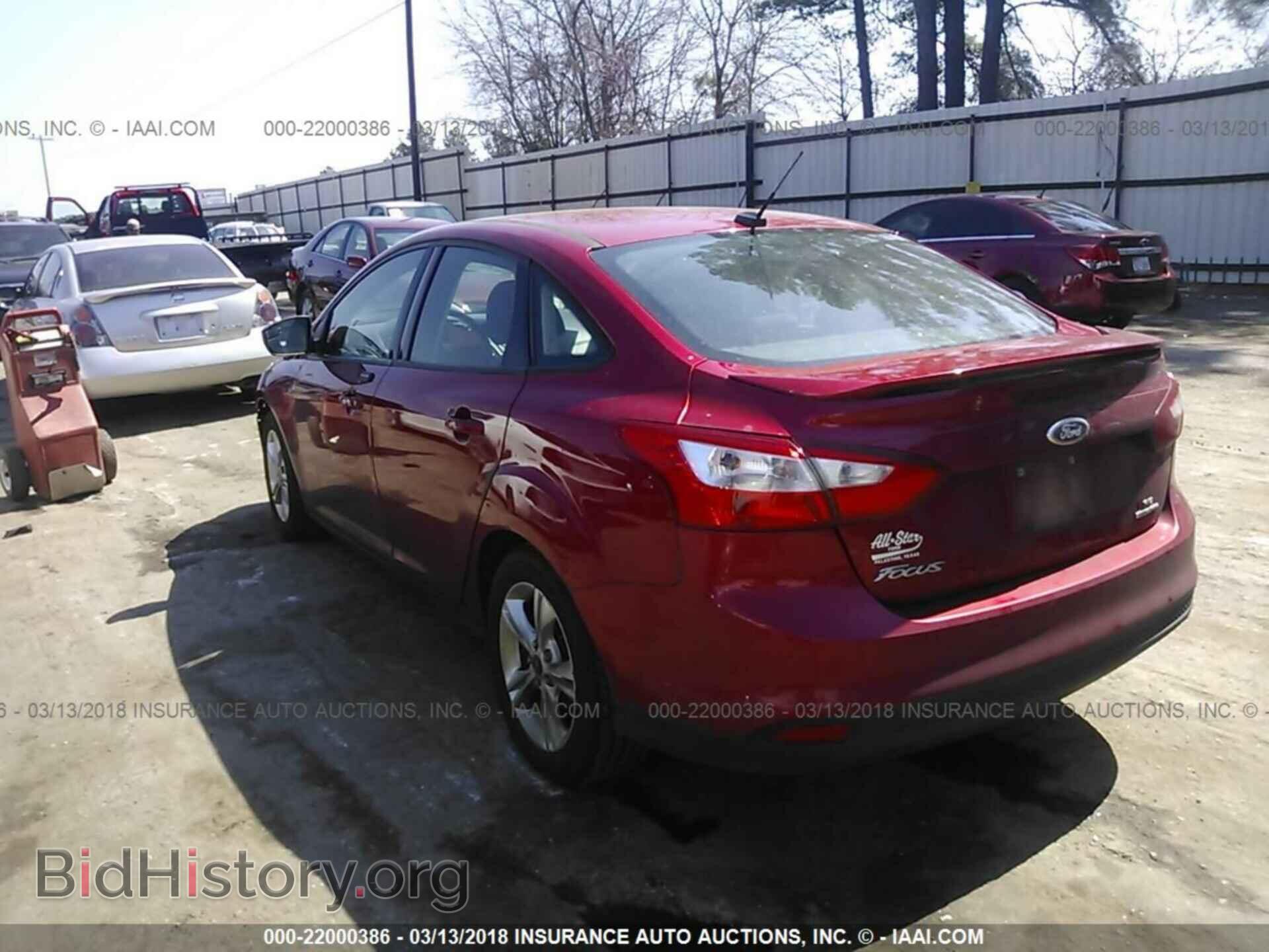 2012 Ford Focus - VIN: 1FAHP3F26CL466565 - Photo 3
