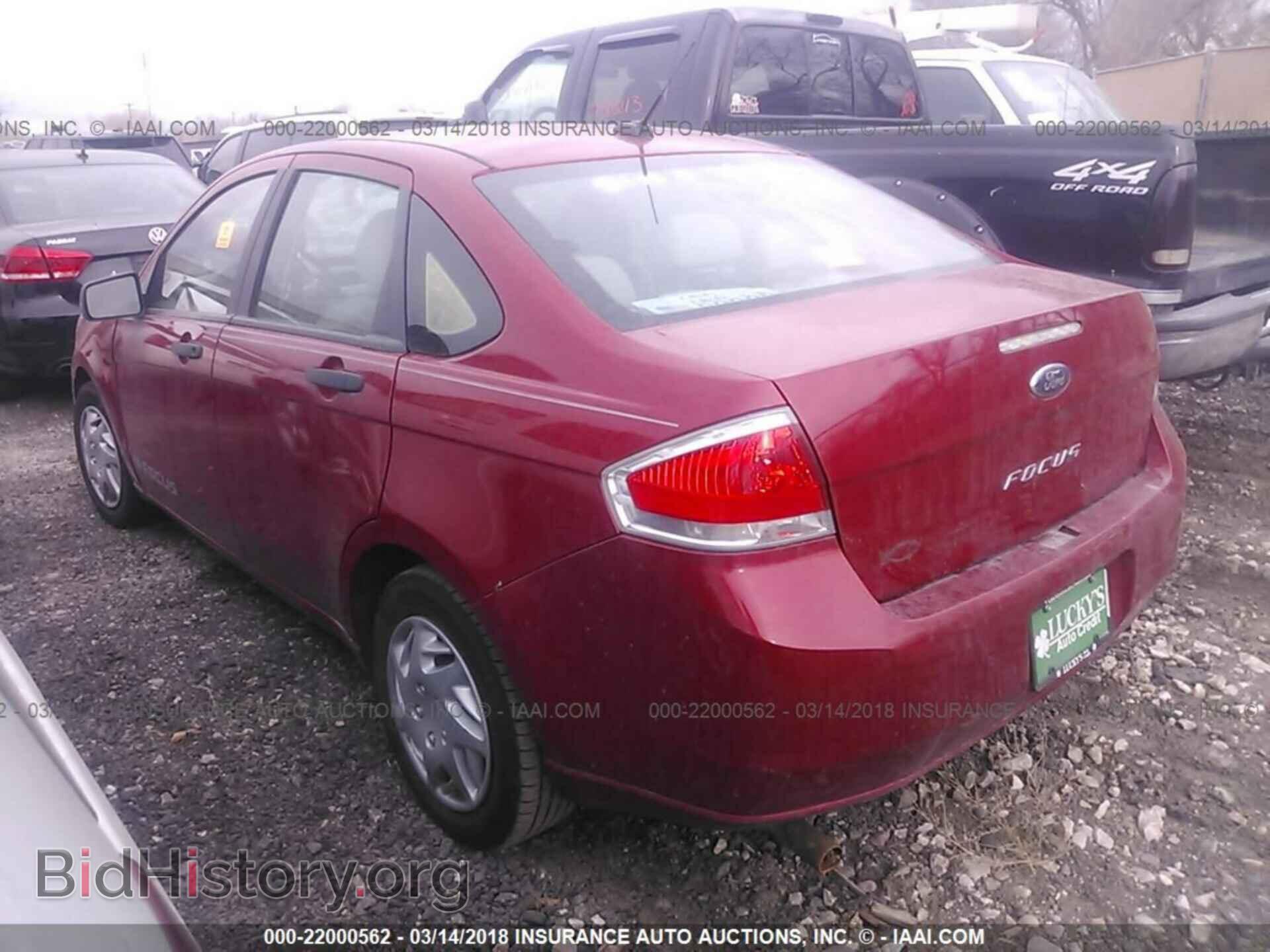 2011 Ford Focus - VIN: 1FAHP3EN1BW149060 - Фото 3
