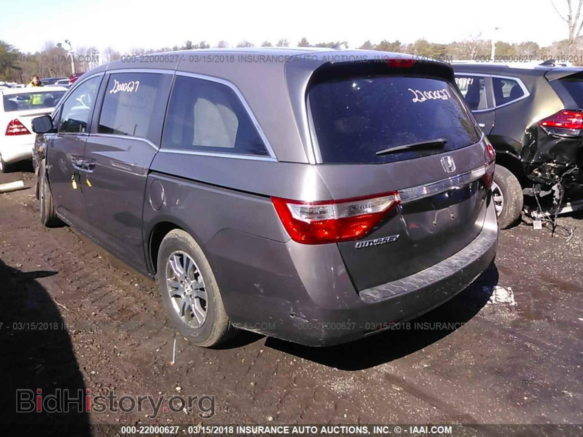2012 Honda Odyssey - VIN: 5FNRL5H63CB014601 - Фото 3
