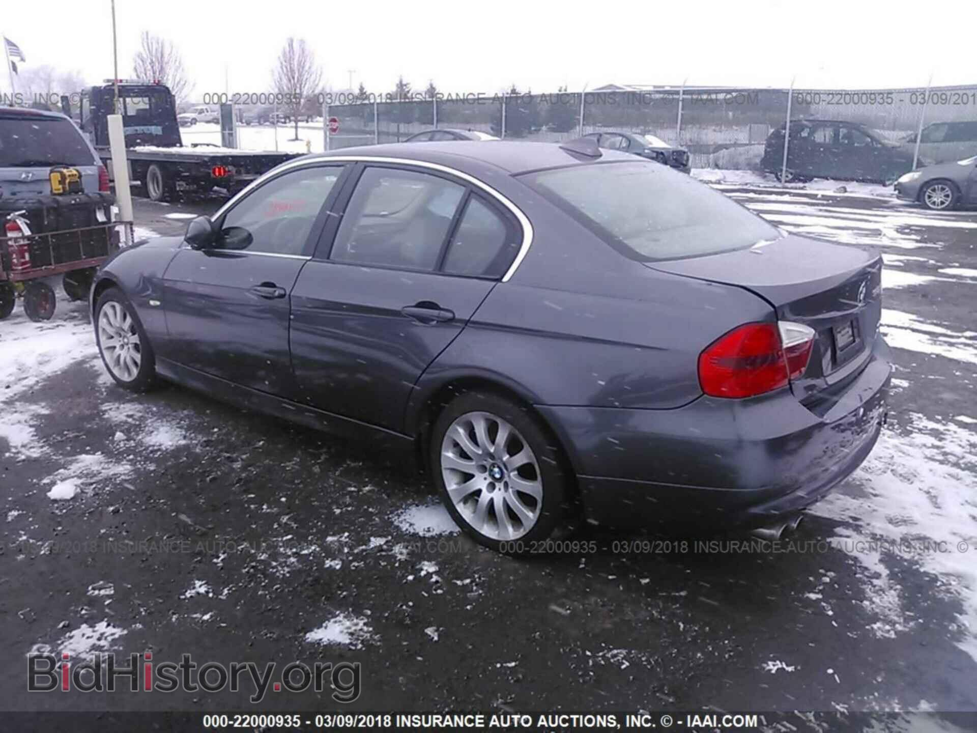 2006 BMW 330 - VIN: WBAVD33596KV59625 - Фото 3
