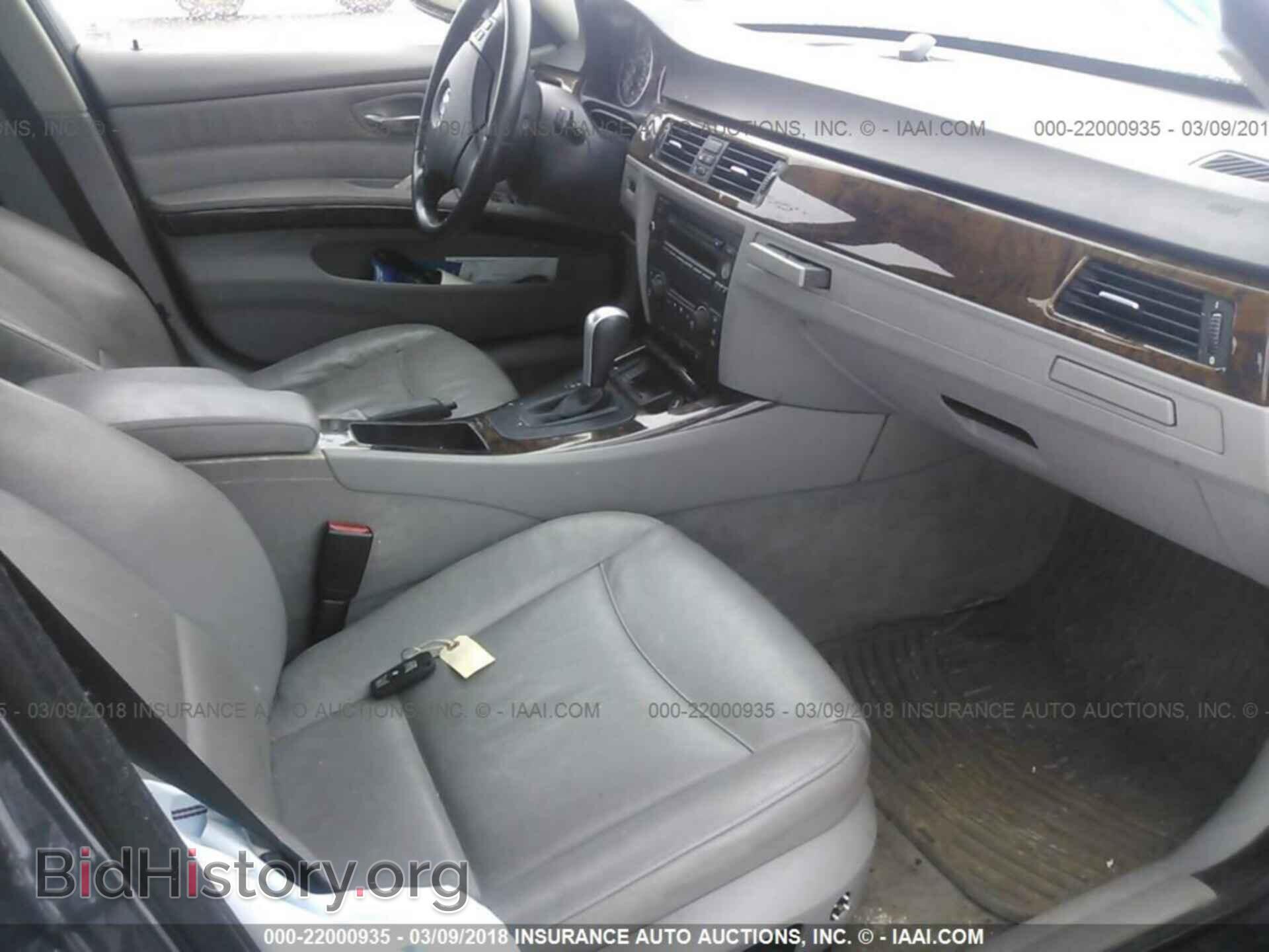 2006 BMW 330 - VIN: WBAVD33596KV59625 - Фото 5