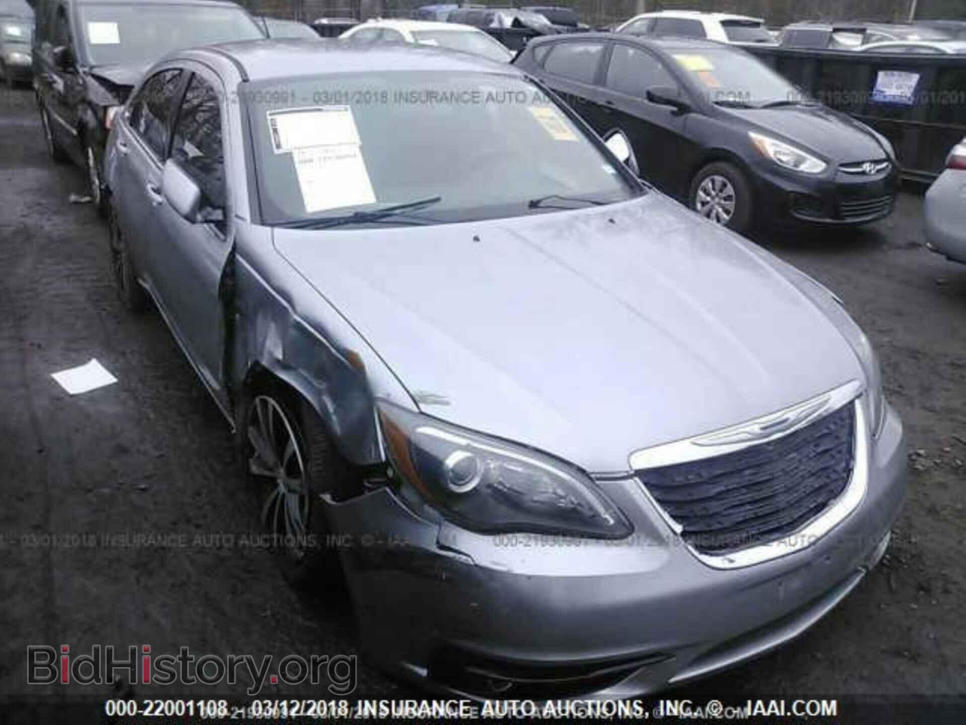Photo 1C3CCBBG8DN747420 - Chrysler 200 2013