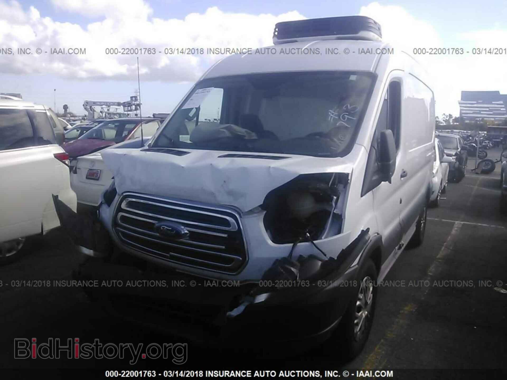 2015 Ford Transit - VIN: 1FTNE1CM2FKA71791 - Фото 2