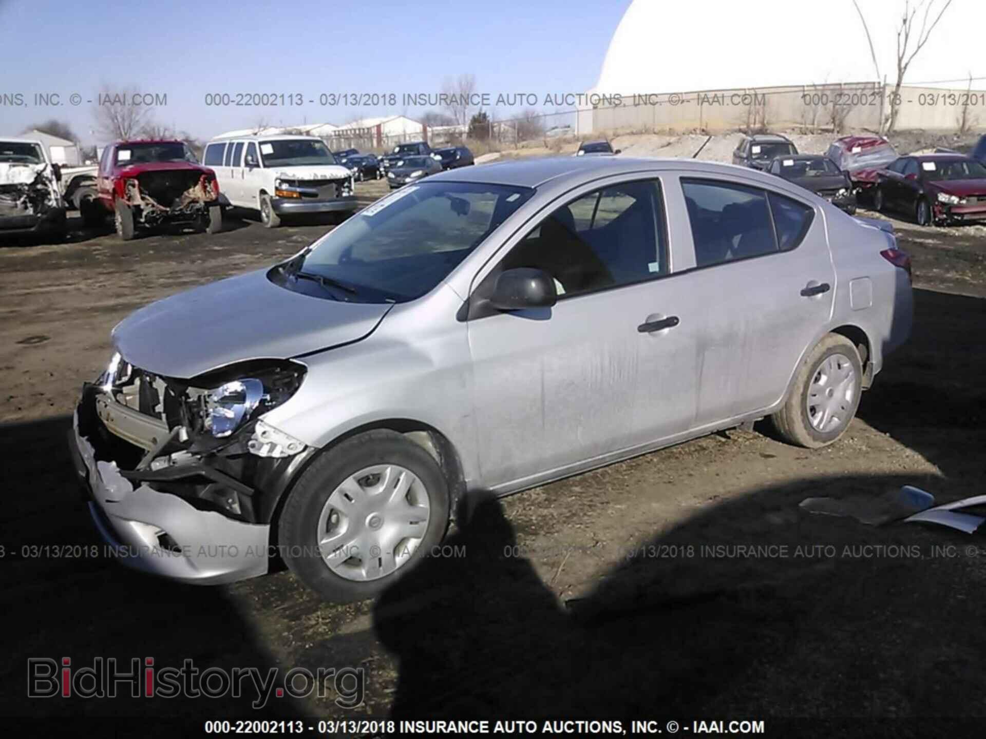 2014 Nissan Versa - VIN: 3N1CN7AP8EL830242 - Фото 2