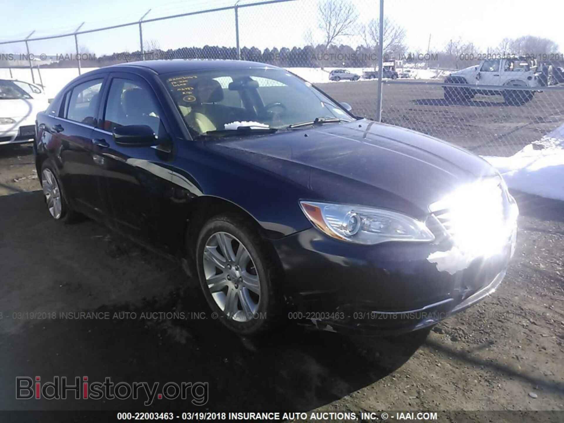 Photo 1C3CCBAB5DN687098 - Chrysler 200 2013