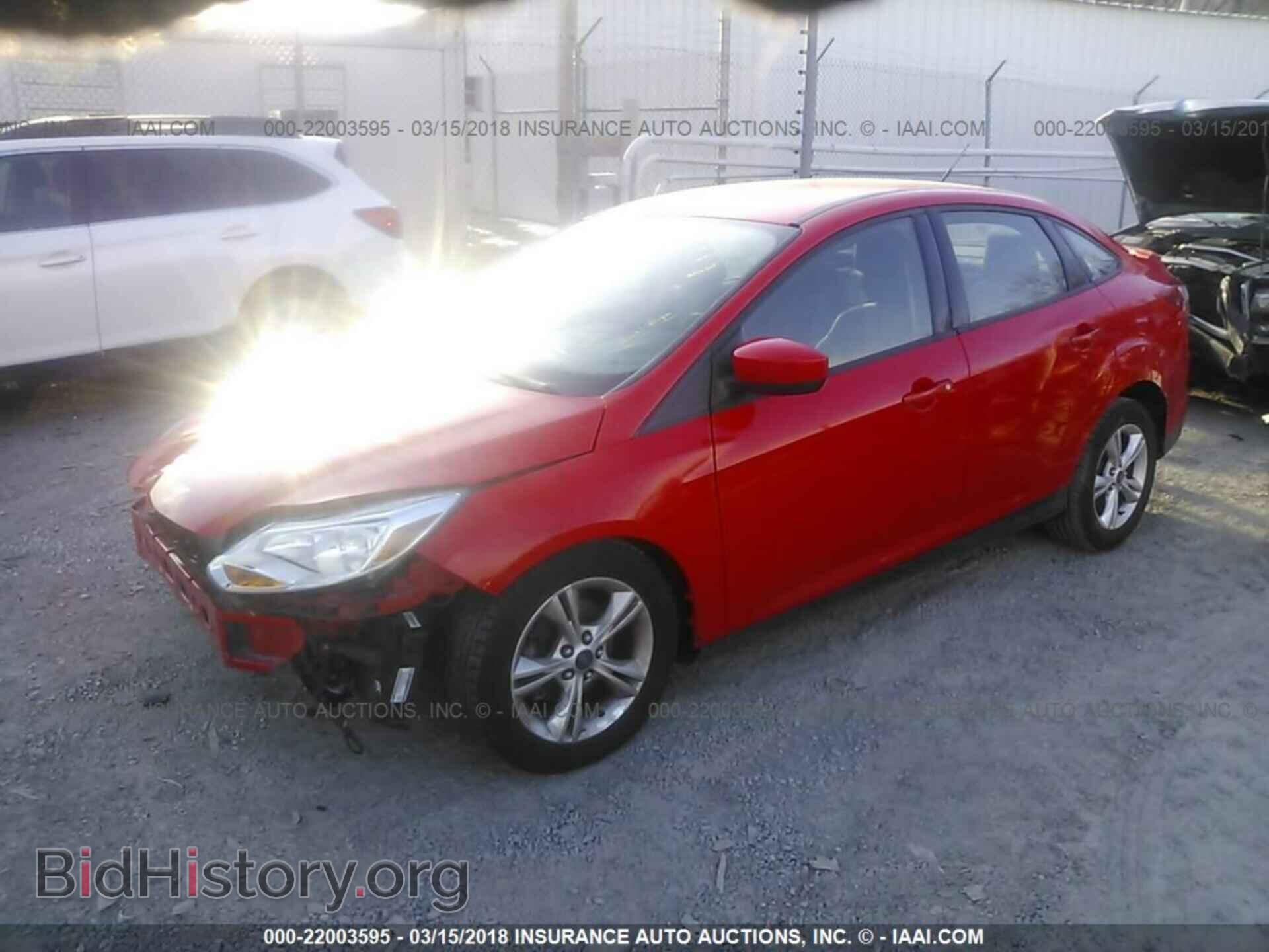 2012 Ford Focus - VIN: 1FAHP3F24CL445326 - Фото 2