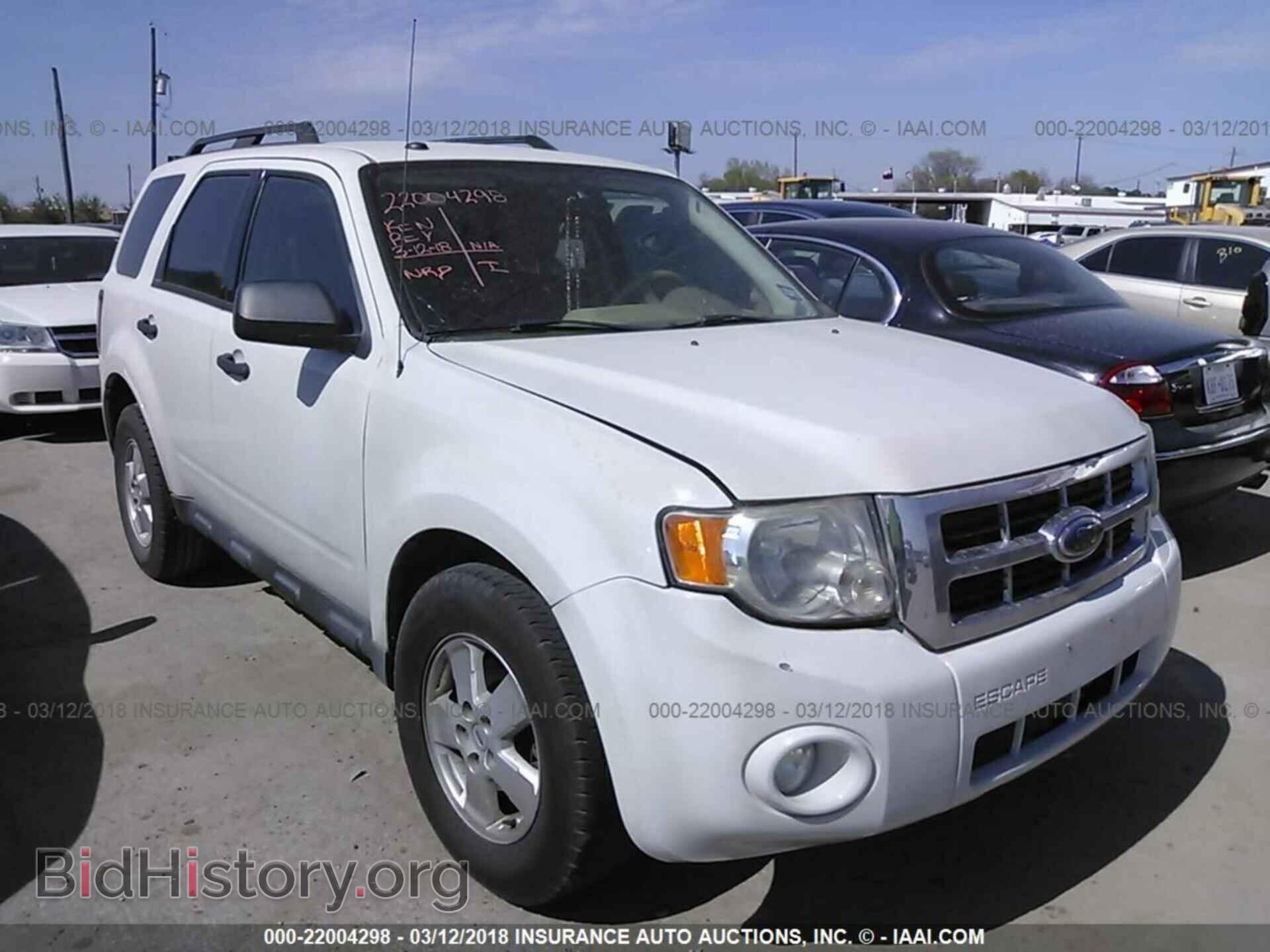 Фотография 1FMCU0D73BKB48588 - Ford Escape 2011