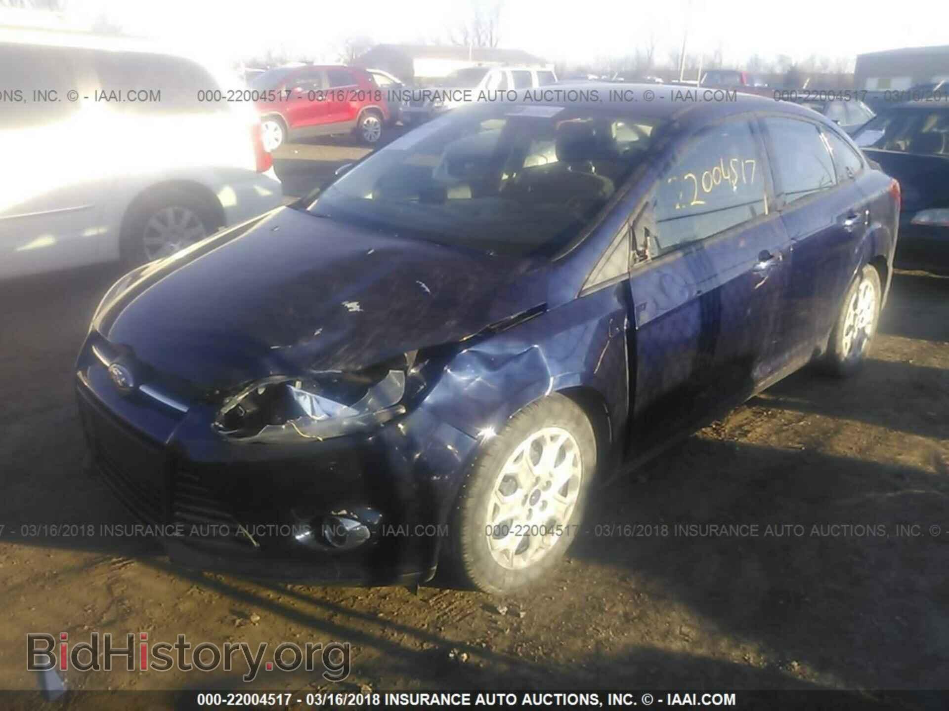 2012 Ford Focus - VIN: 1FAHP3F24CL157466 - Photo 2
