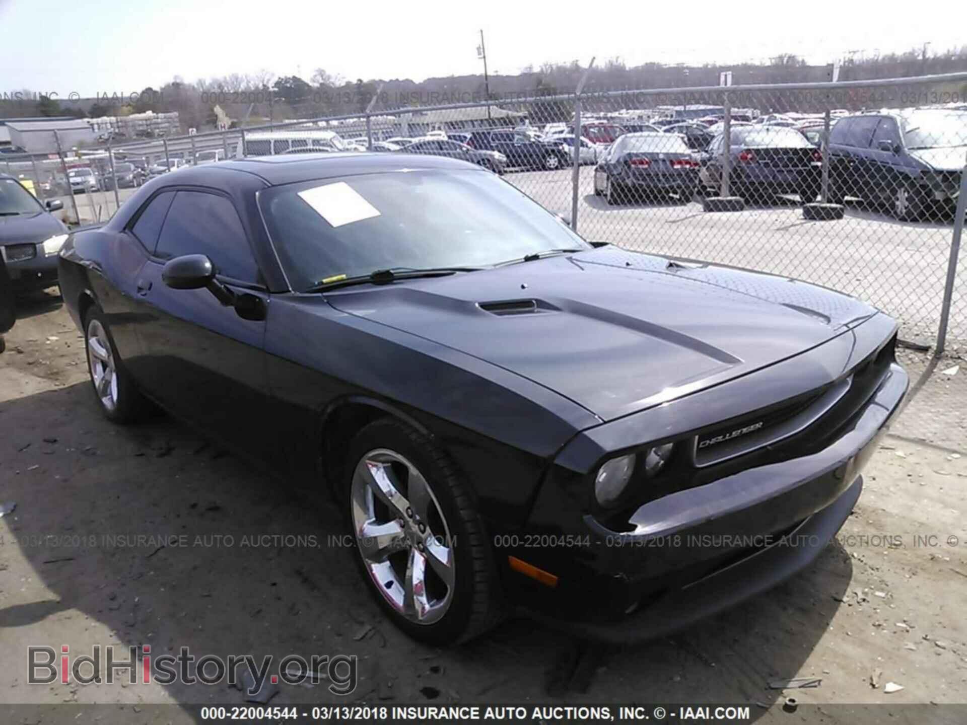 Photo 2C3CDYAG7CH134486 - DODGE CHALLENGER 2012