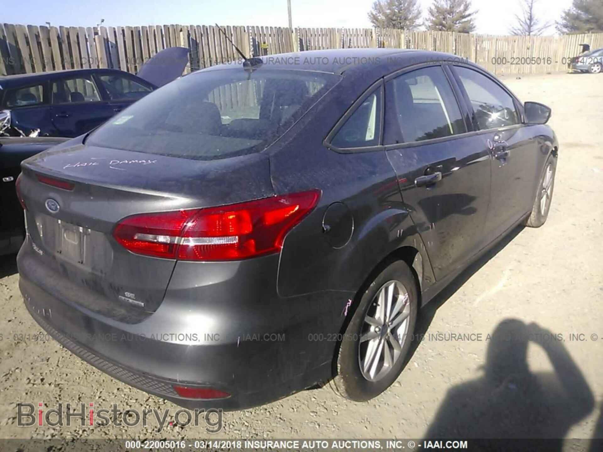 2015 Ford Focus - VIN: 1FADP3F23FL382254 - Фото 4