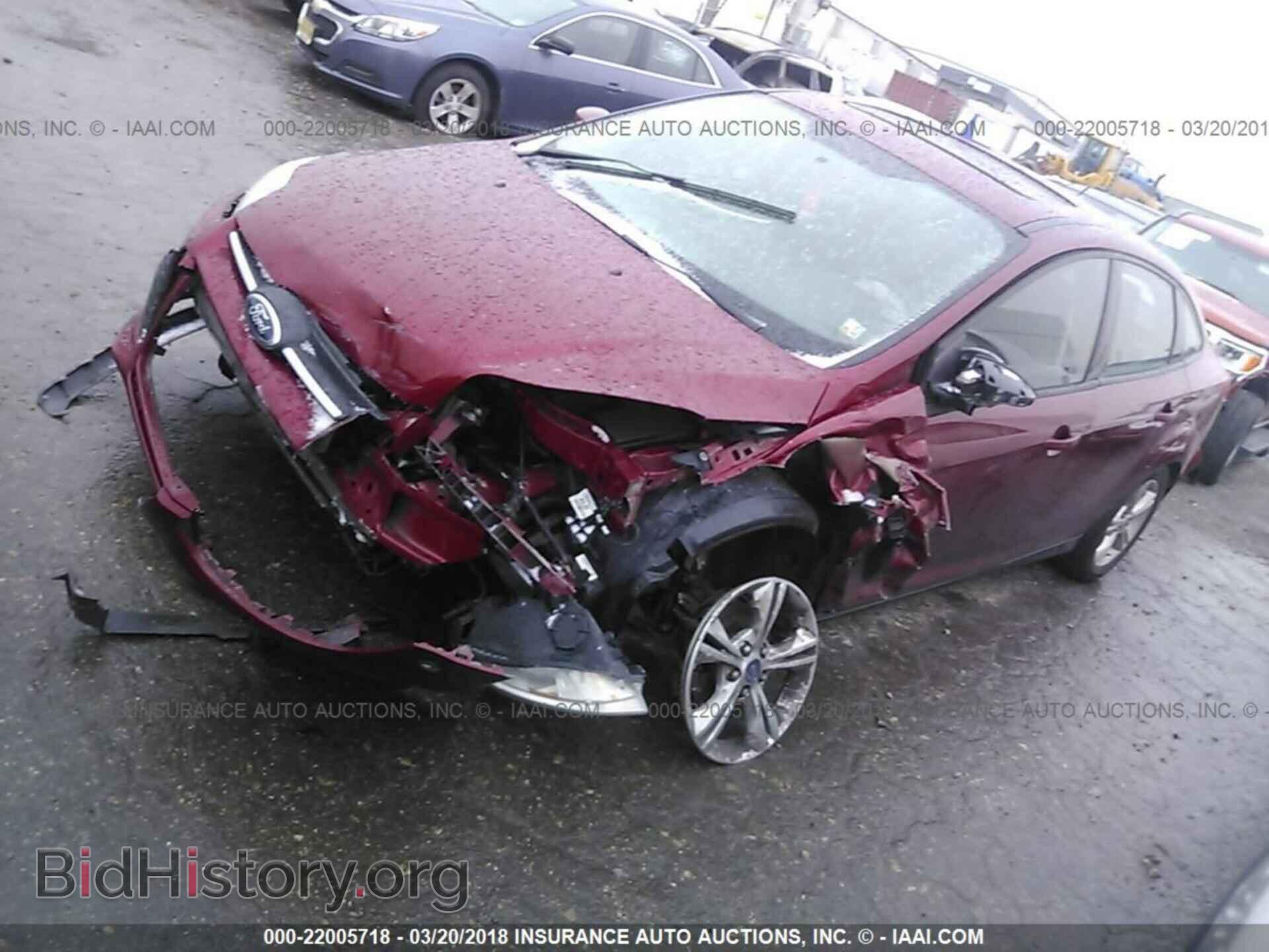 2013 Ford Focus - VIN: 1FADP3F2XDL111222 - Photo 2