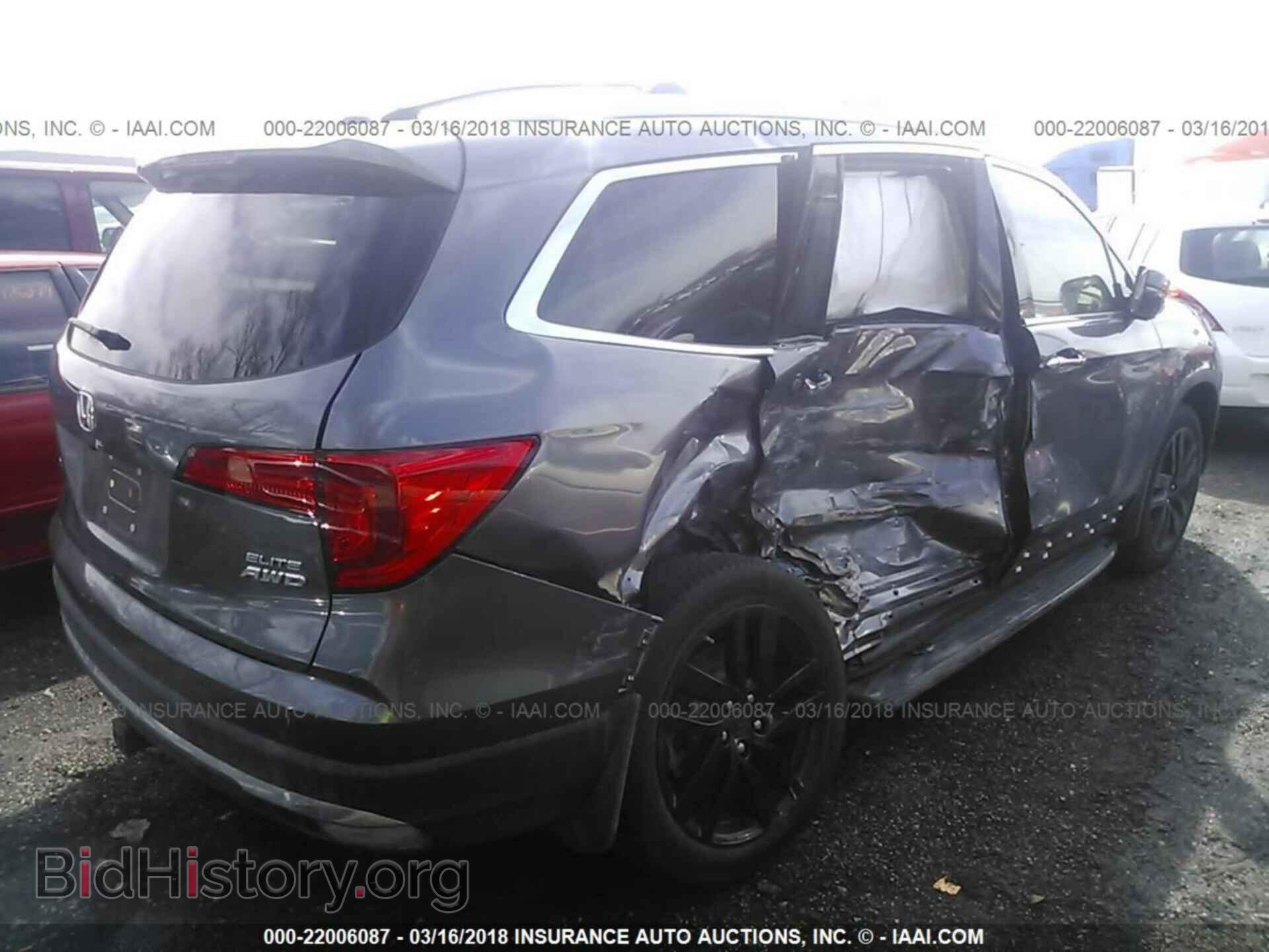 2017 Honda Pilot - VIN: 5FNYF6H04HB071014 - Photo 4