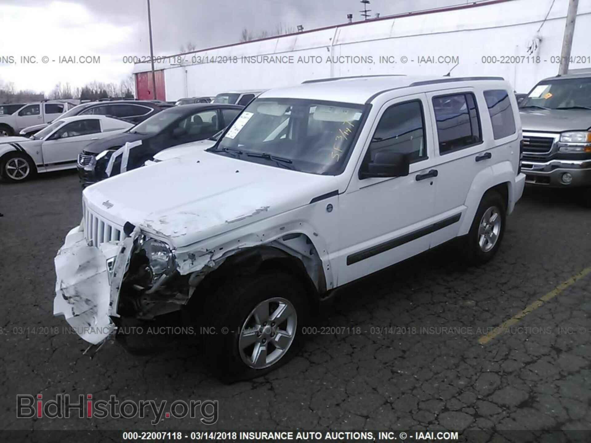 2011 Jeep Liberty - VIN: 1J4PN2GK7BW553922 - Фото 2