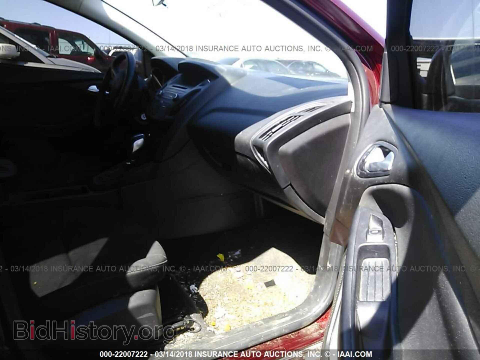 2015 Ford Focus - VIN: 1FADP3F22FL354283 - Photo 5
