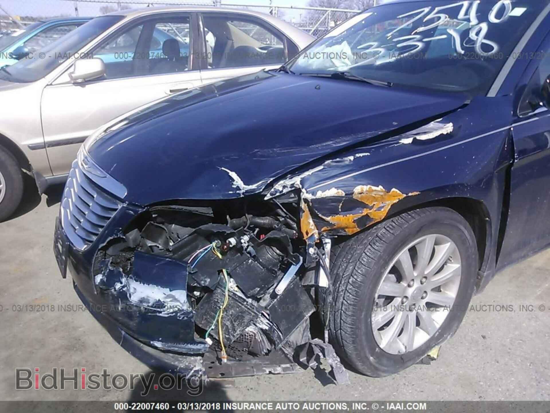 2014 Chrysler 200 - VIN: 1C3CCBBB9EN197540 - Фото 6