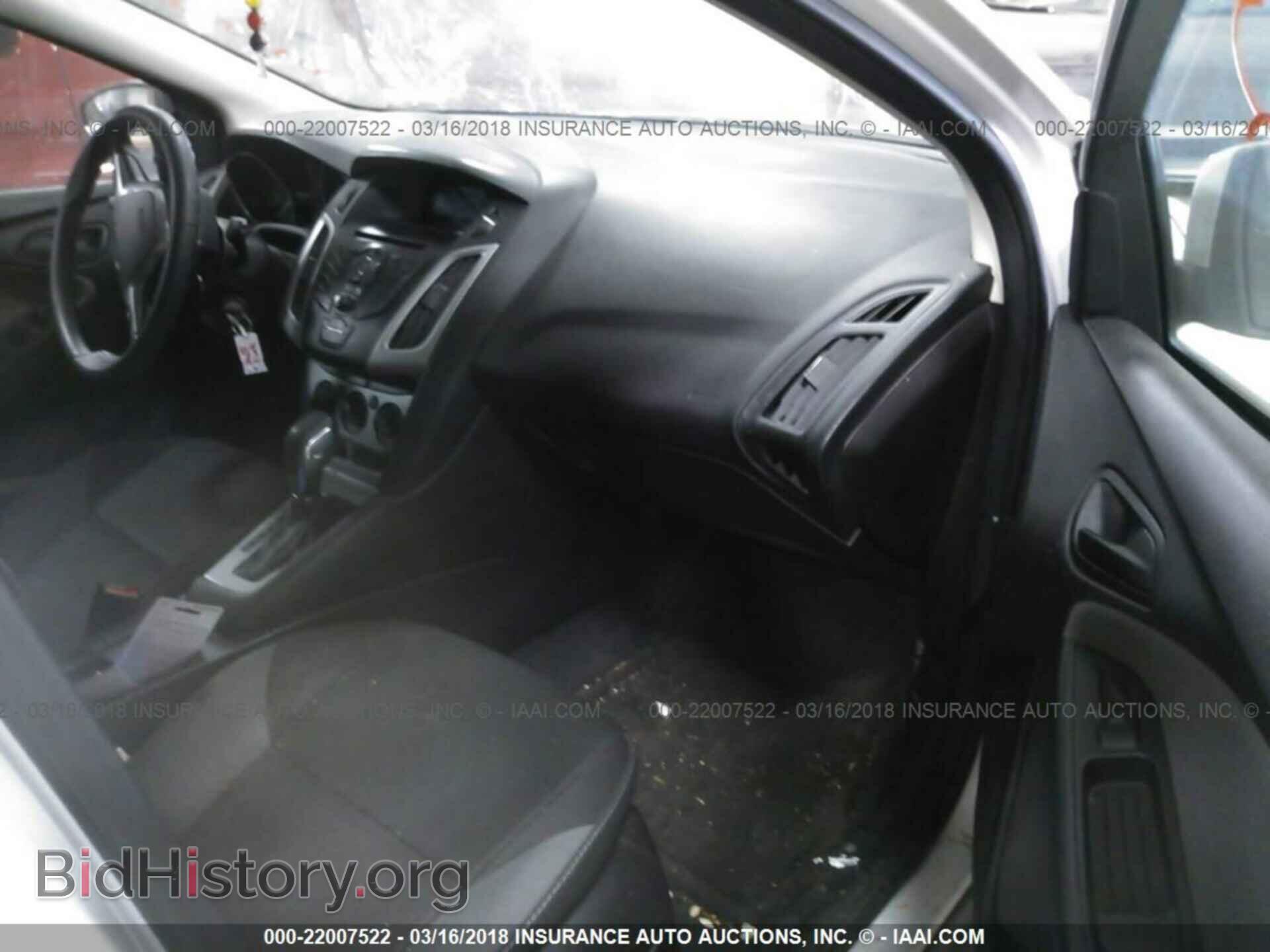 2012 Ford Focus - VIN: 1FAHP3K28CL469554 - Photo 5