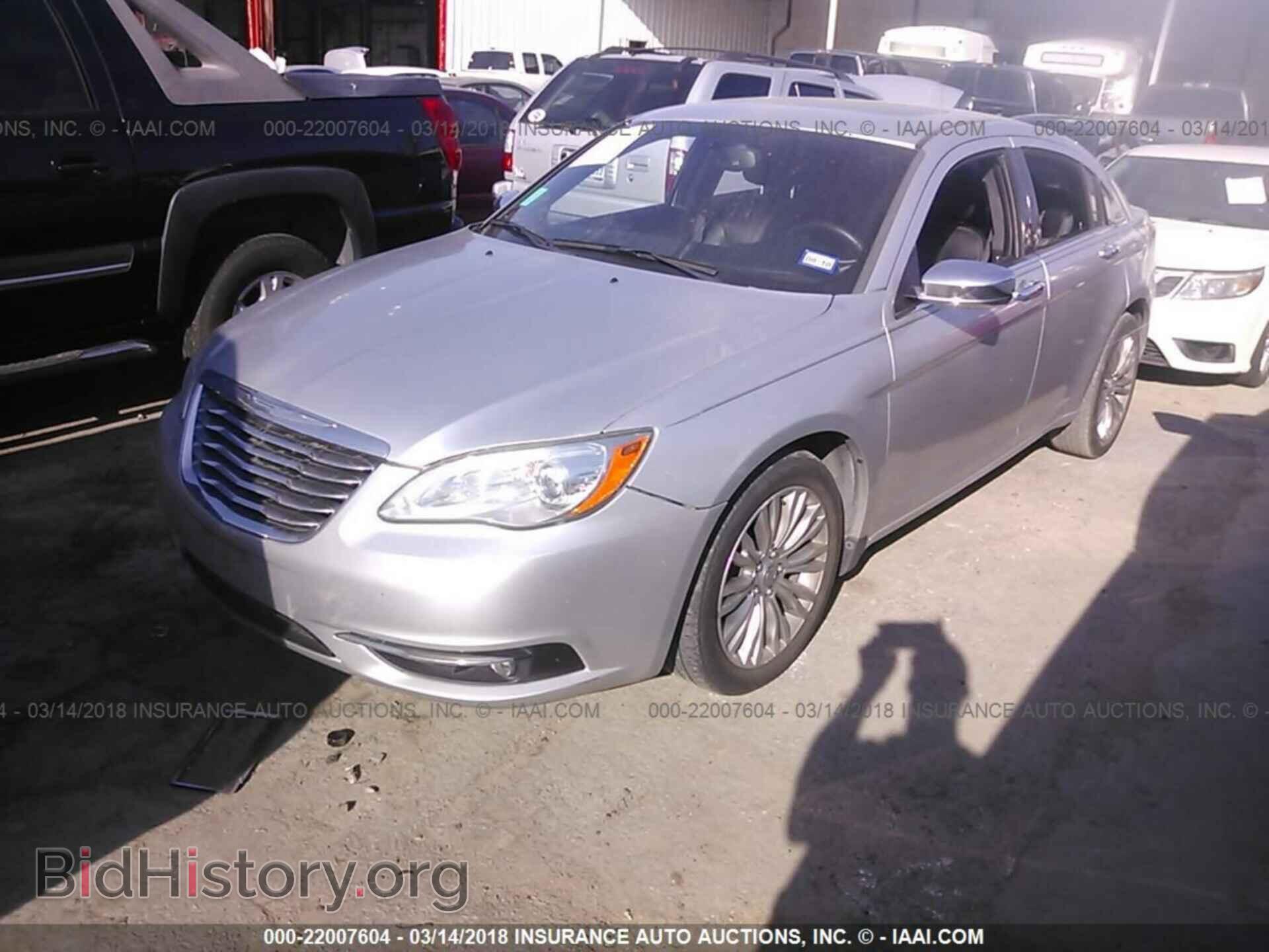 2012 Chrysler 200 - VIN: 1C3CCBCG0CN233686 - Фото 2