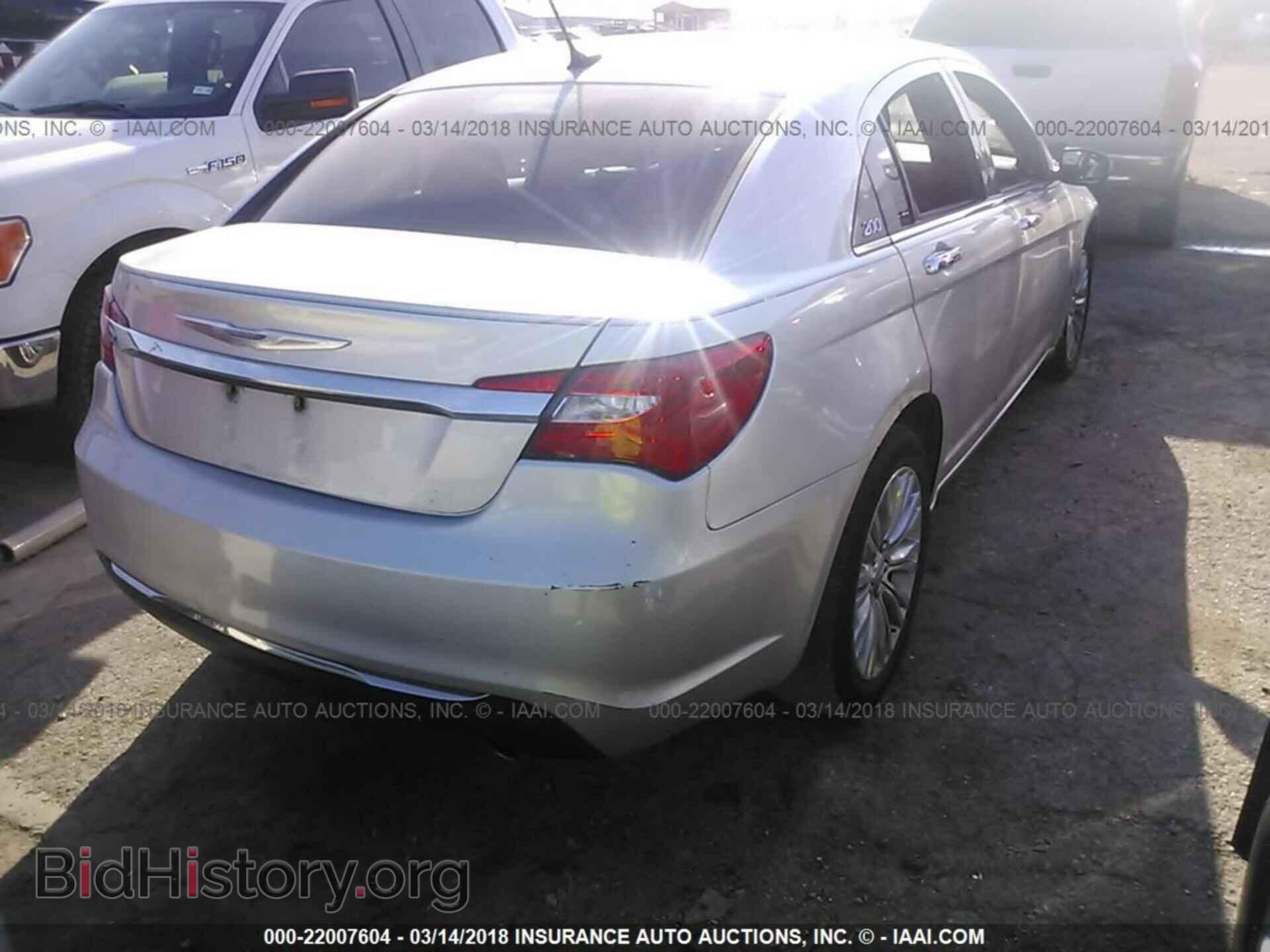 2012 Chrysler 200 - VIN: 1C3CCBCG0CN233686 - Фото 4