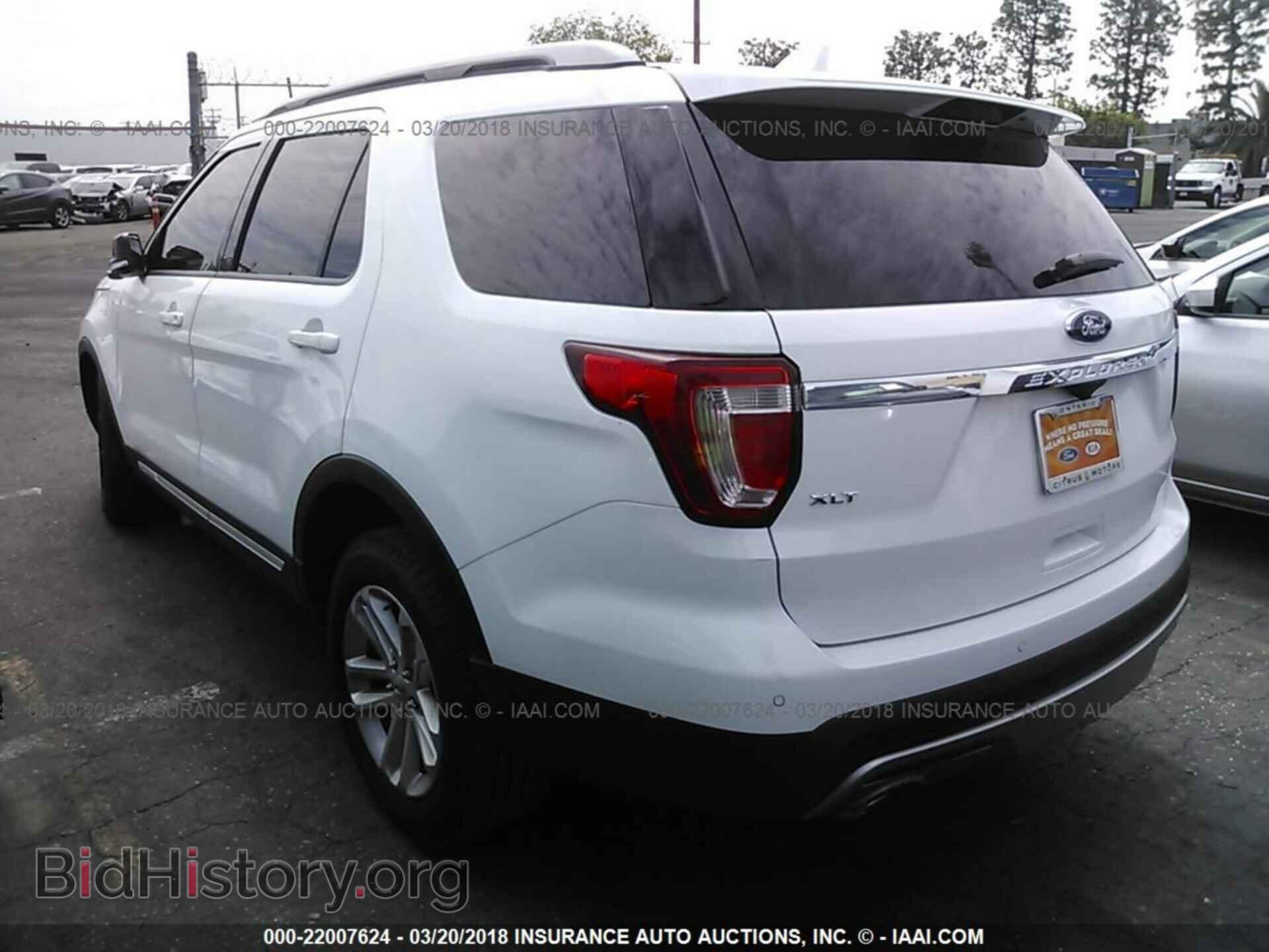 2017 Ford Explorer - VIN: 1FM5K7D80HGE12247 - Photo 3