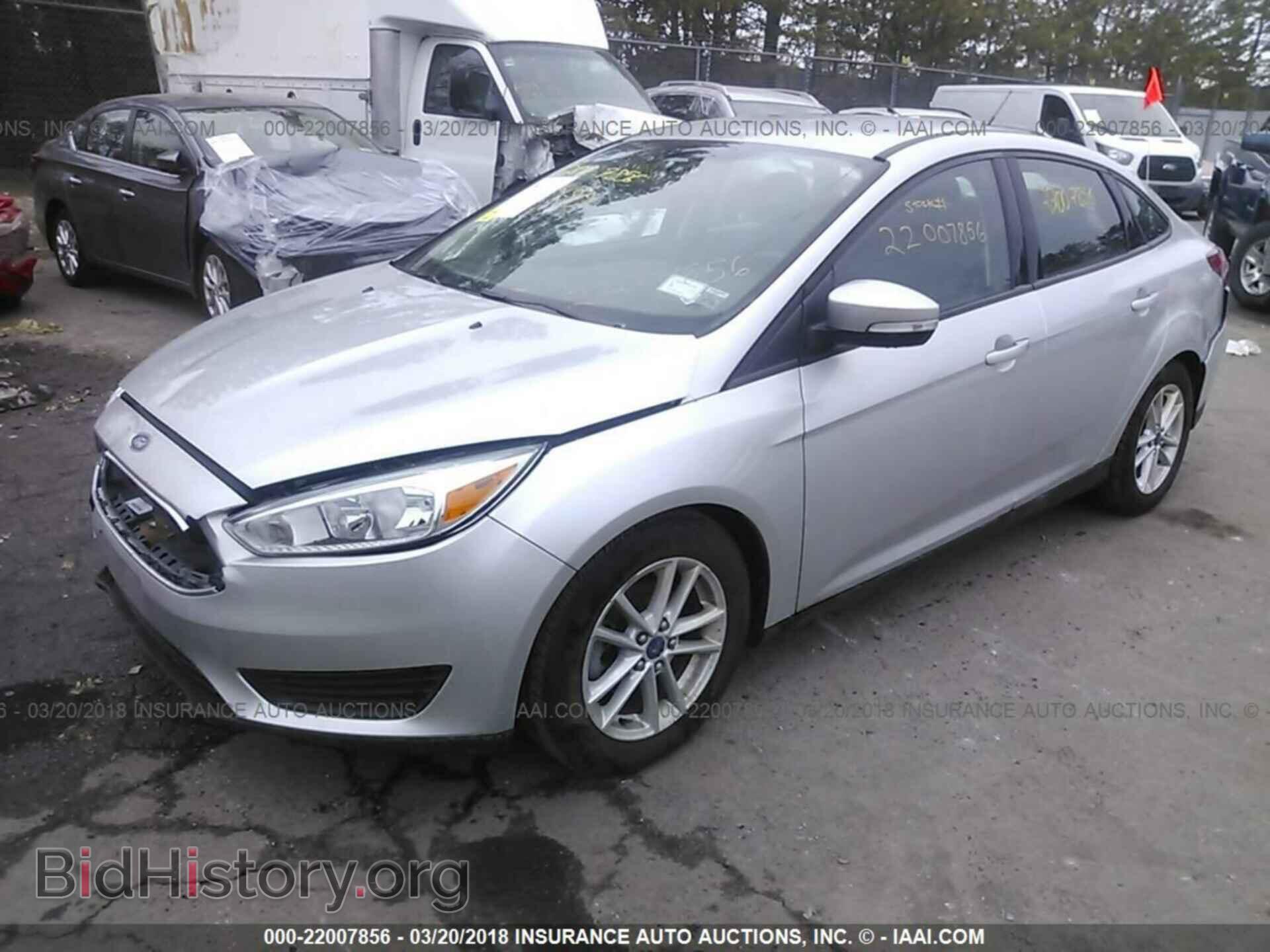 2015 Ford Focus - VIN: 1FADP3F22FL371990 - Photo 2