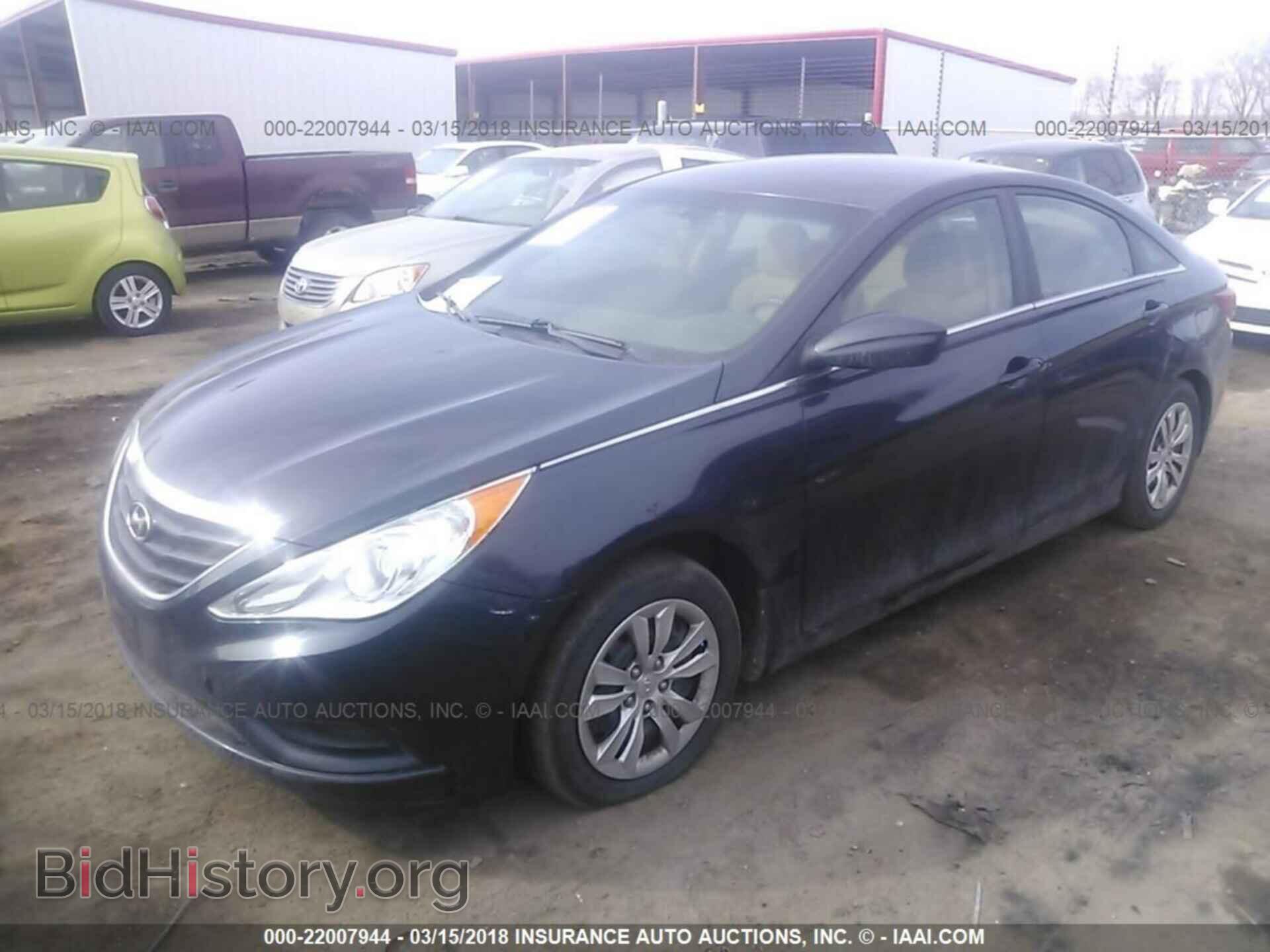 2012 Hyundai Sonata - VIN: 5NPEB4AC6CH324285 - Photo 2