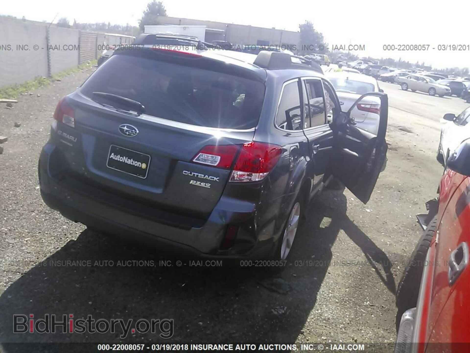2014 Subaru Outback - VIN: 4S4BRBCC1E3241910 - Фото 4