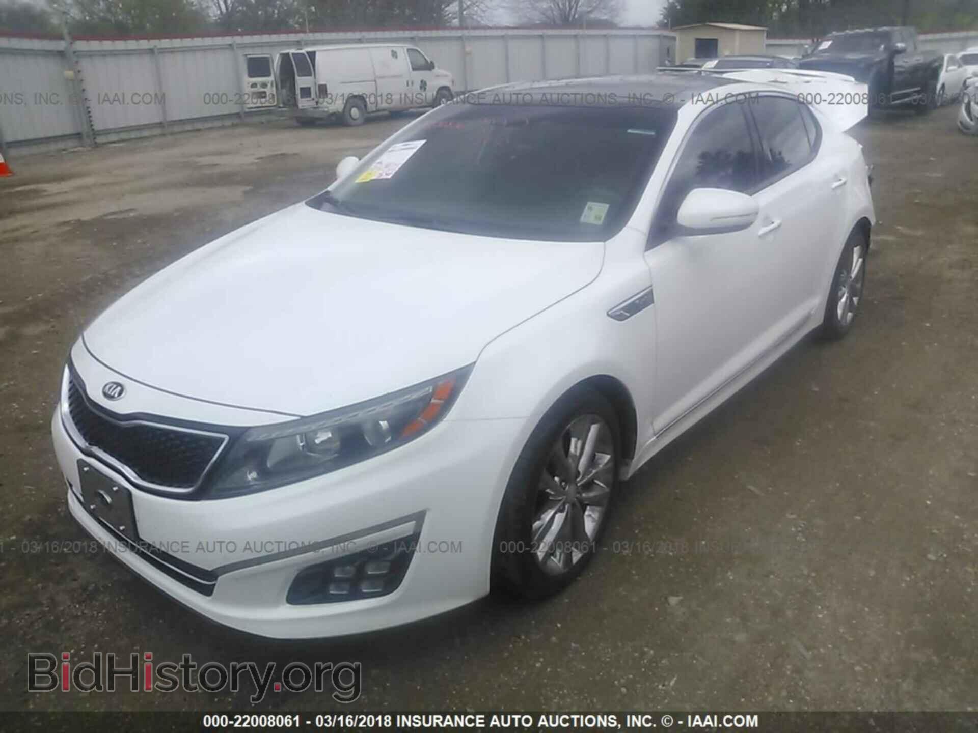 2015 Kia Optima - VIN: 5XXGR4A65FG417569 - Photo 2