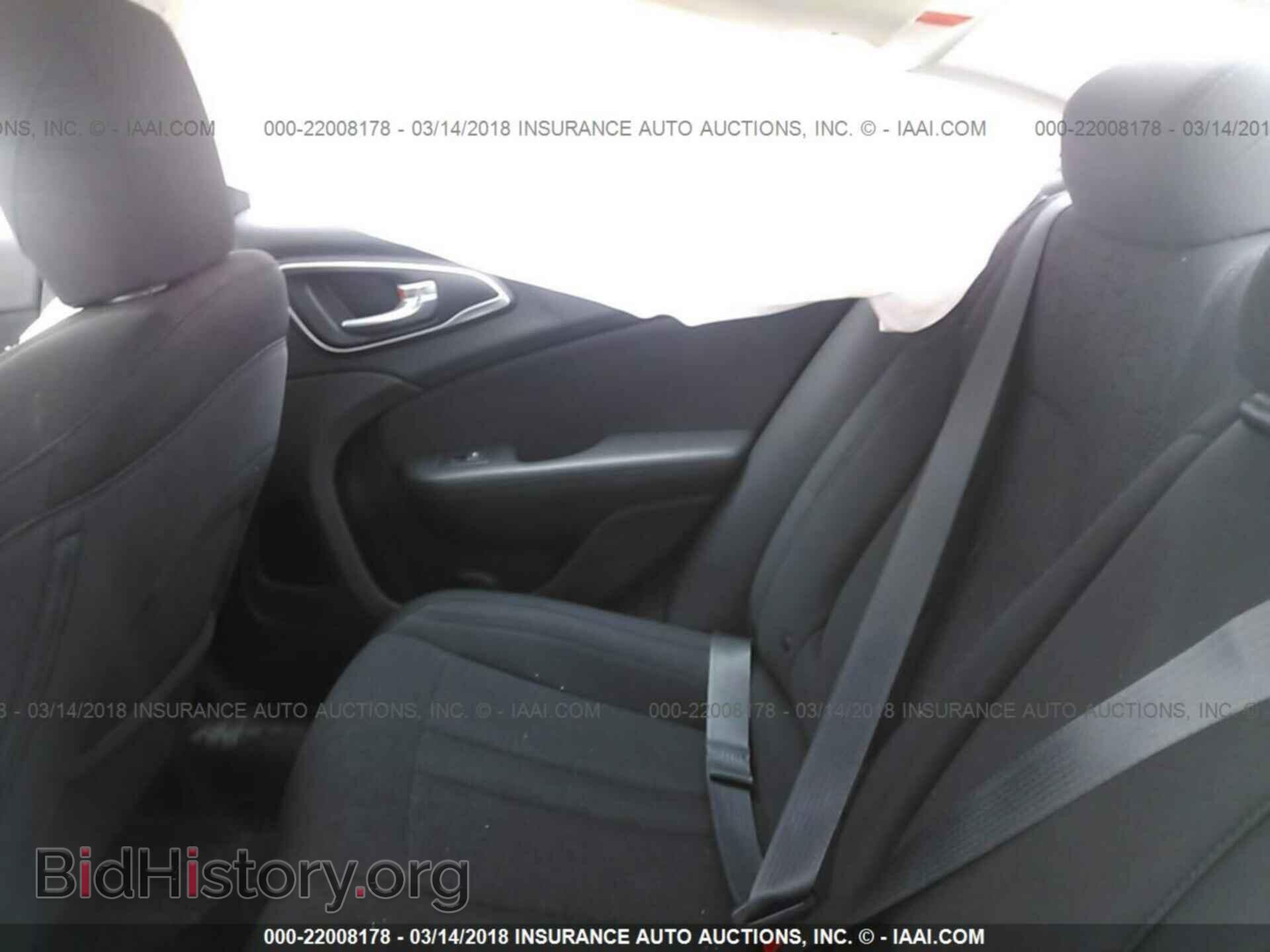 2015 Chrysler 200 - VIN: 1C3CCCAB0FN685218 - Photo 8
